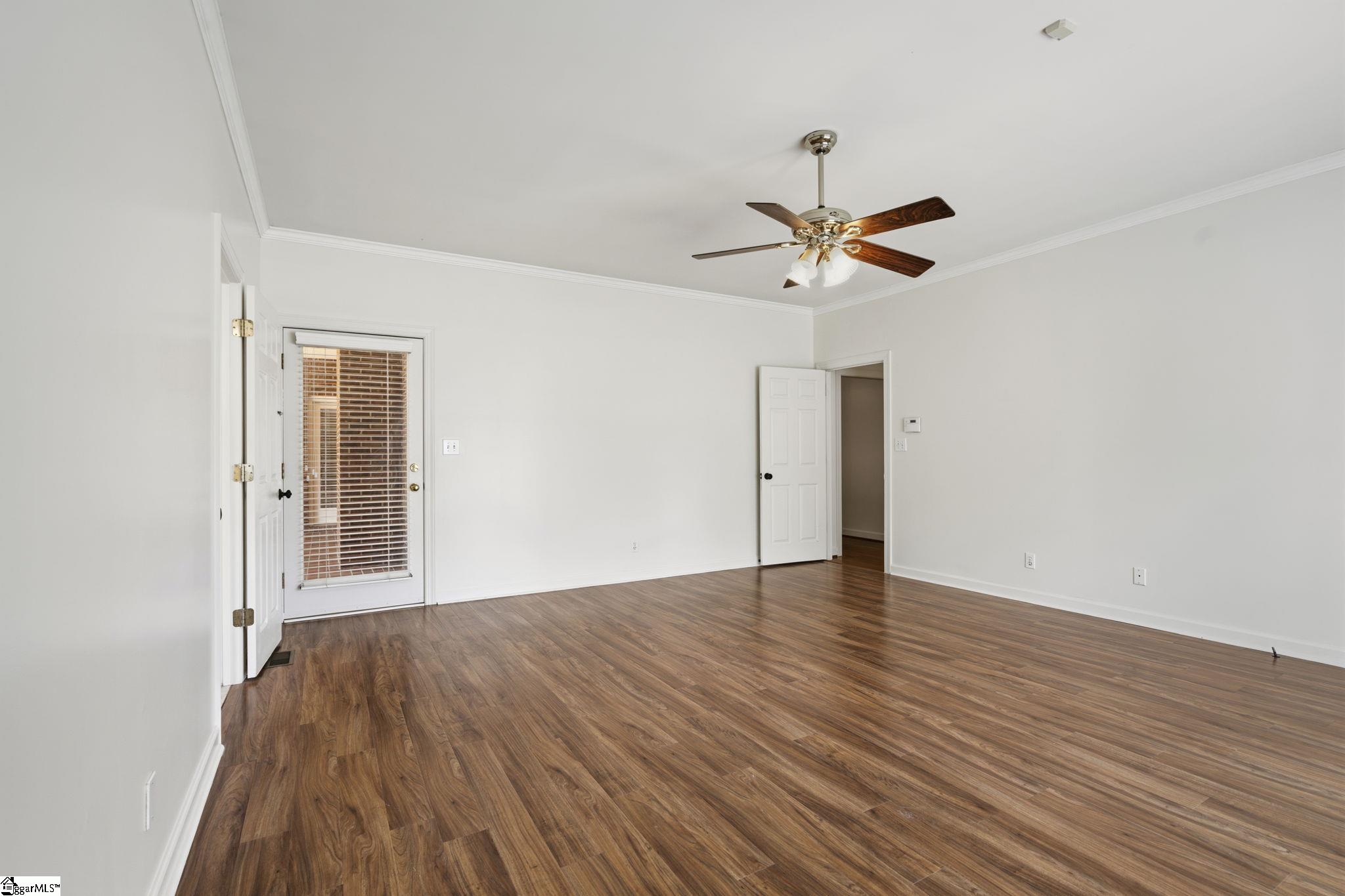 313 N Oakley Lane Spartanburg, SC 29301
