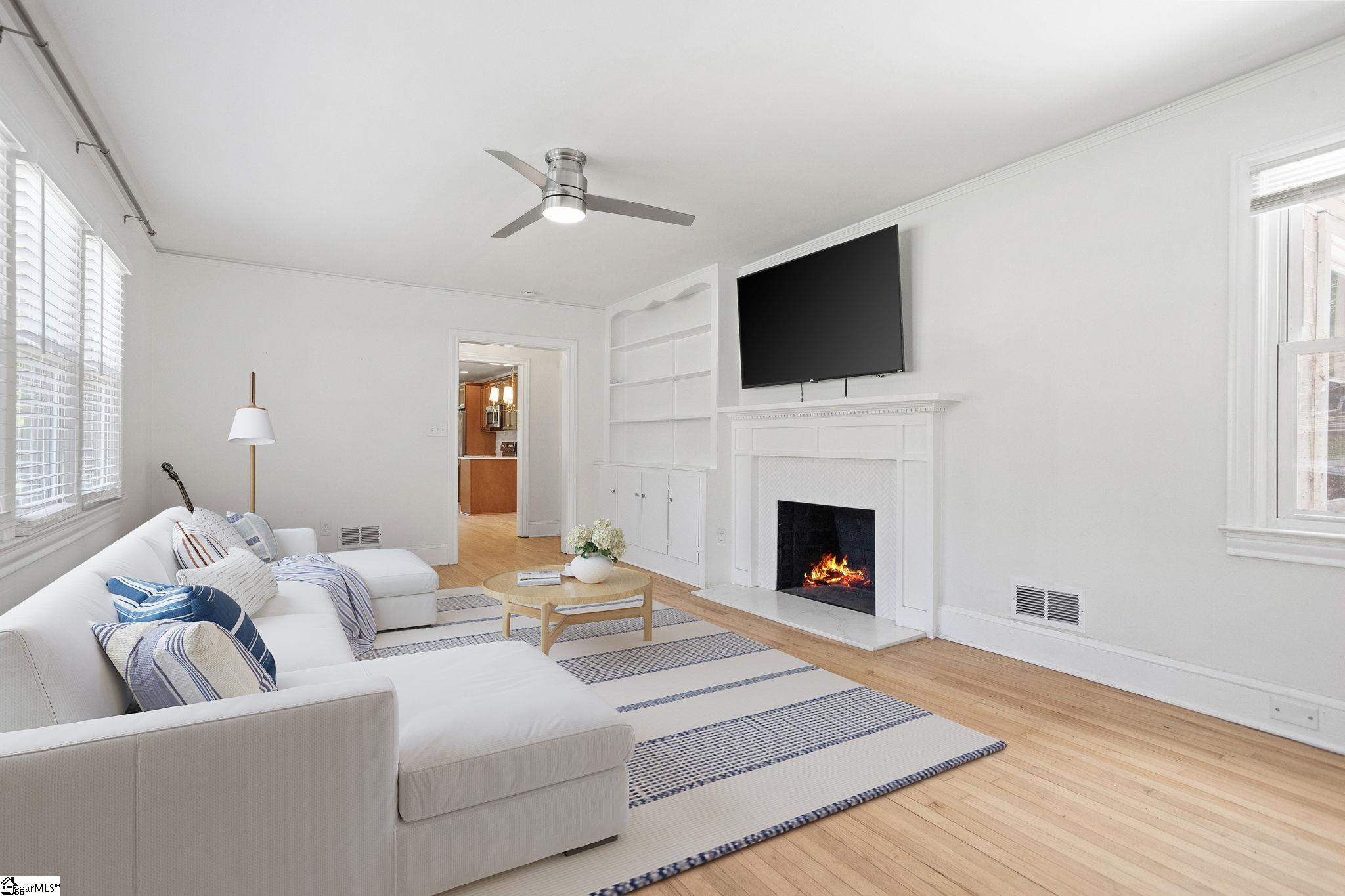 28 Buena Vista Avenue Greenville, SC 29607