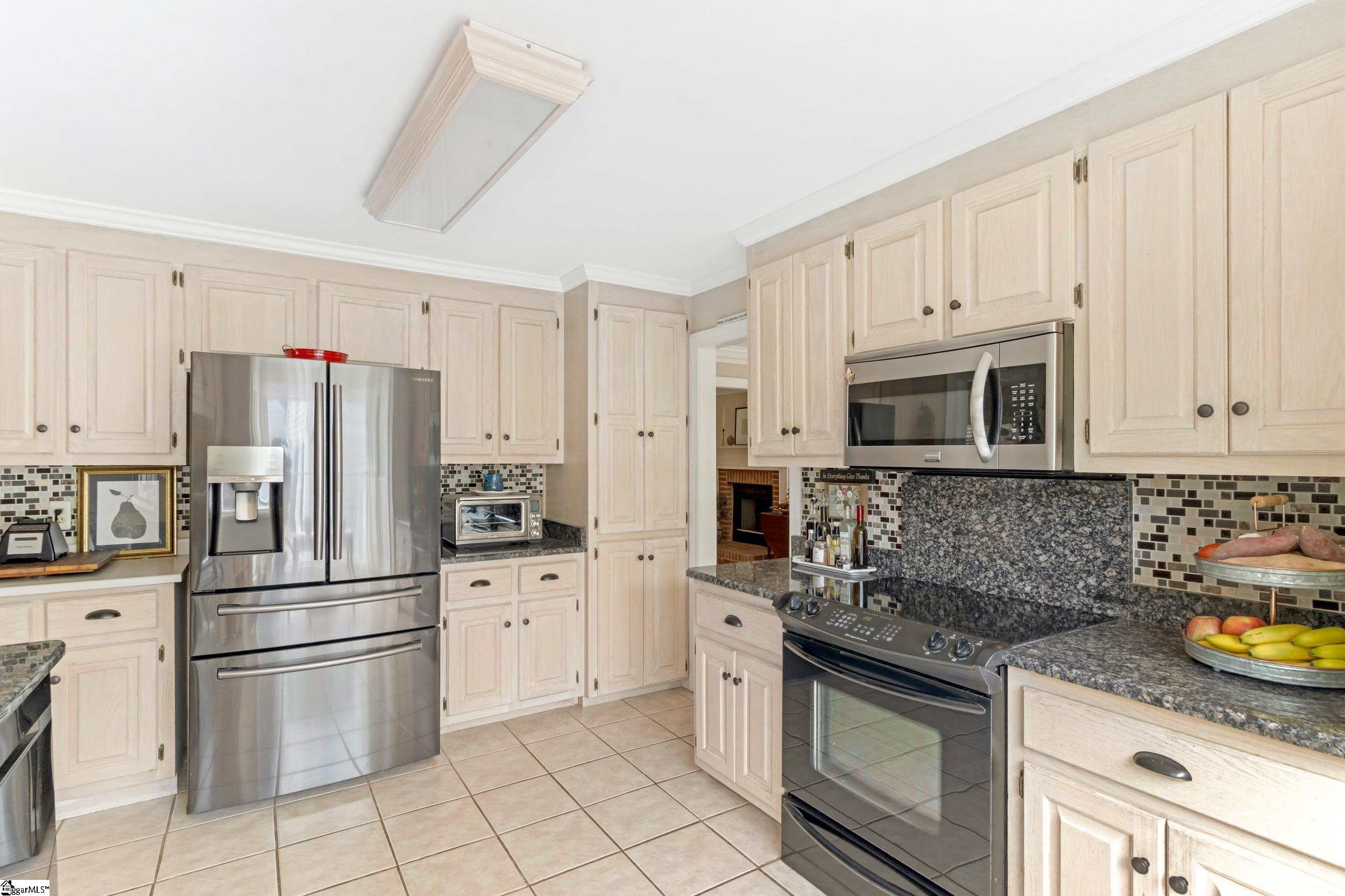 1272 Shadow Way Greenville, SC 29615