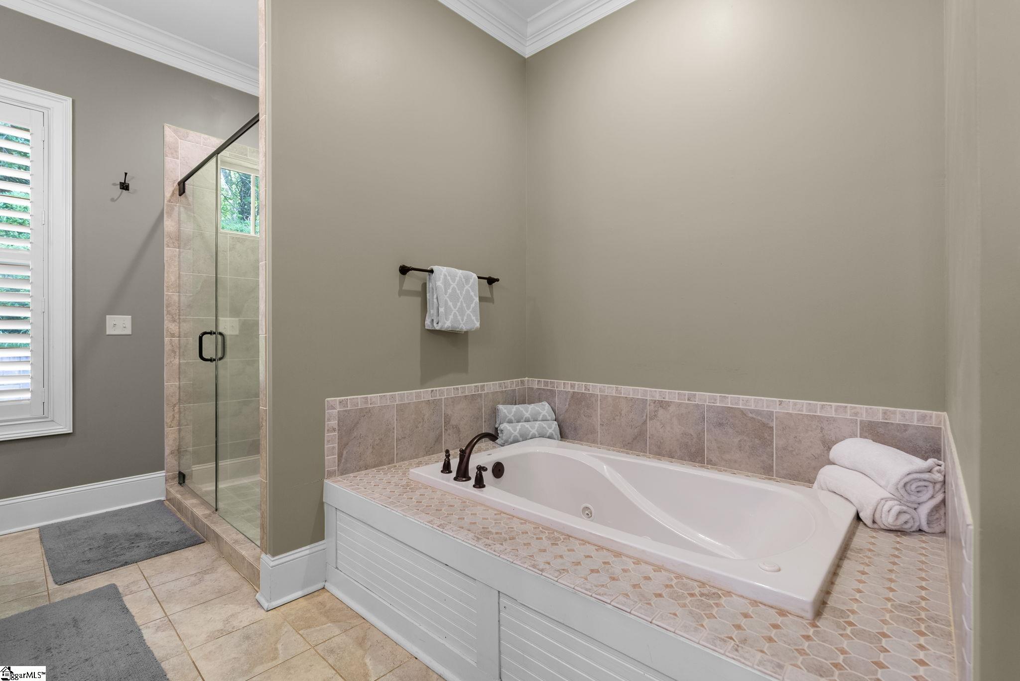 19 English Ivy Lane Greenville, SC 29609