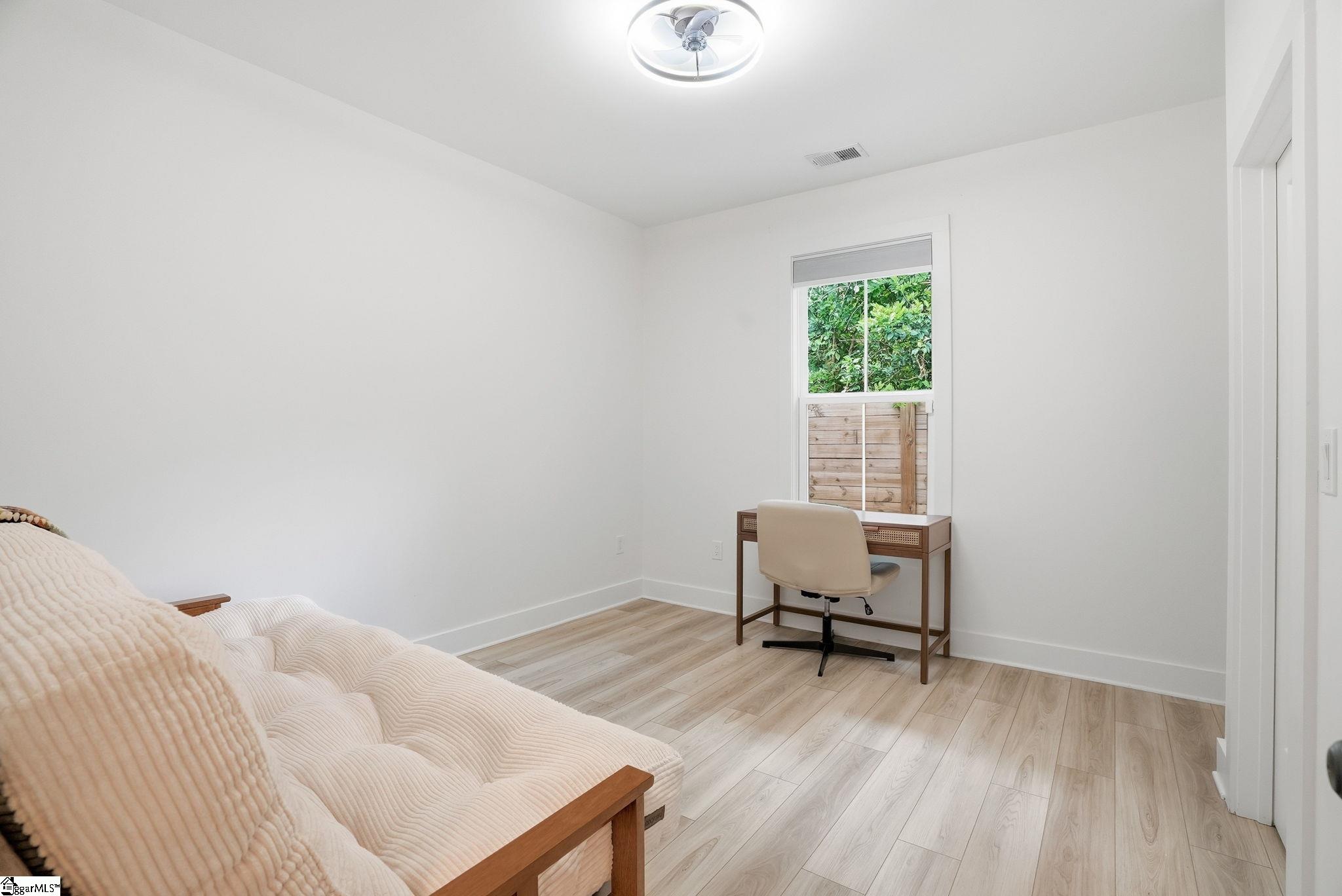 11 Milton Drive Greenville, SC 29605