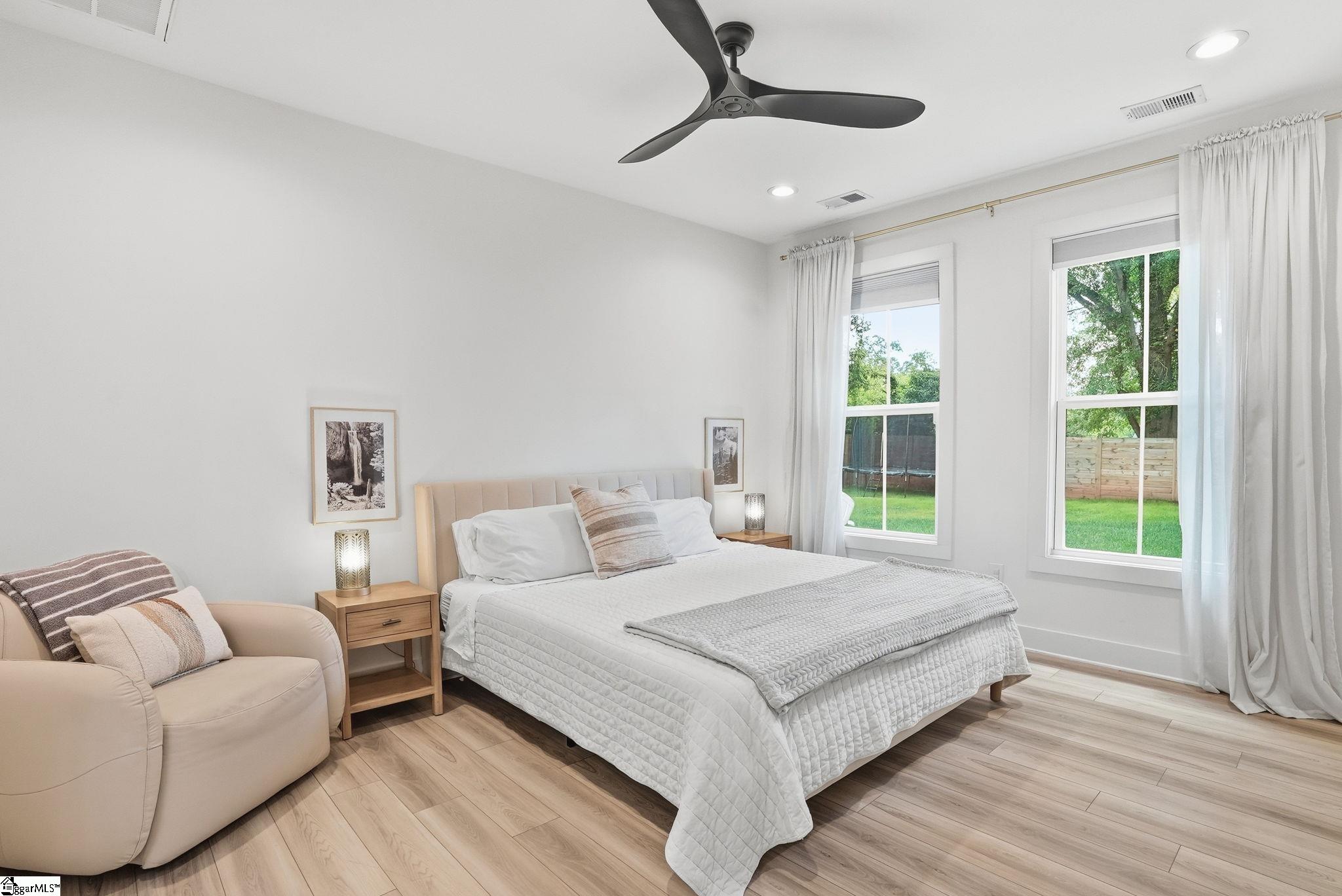 11 Milton Drive Greenville, SC 29605