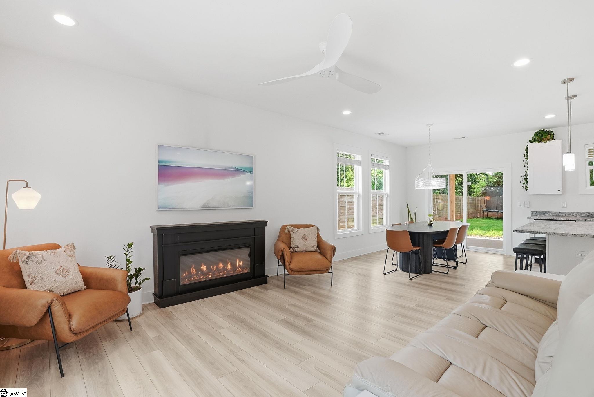 11 Milton Drive Greenville, SC 29605