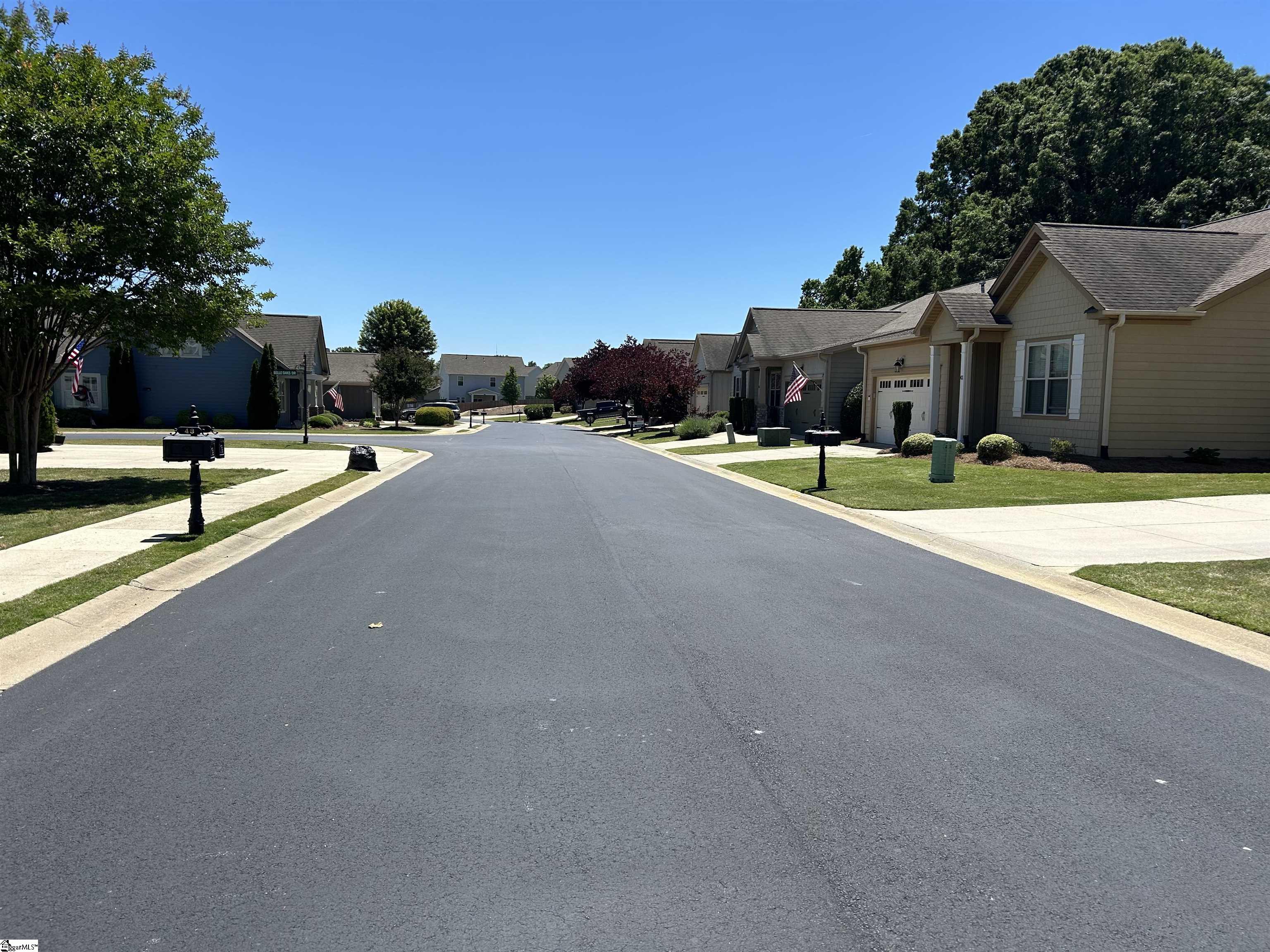 39 Briarhill Drive Simpsonville, SC 29680