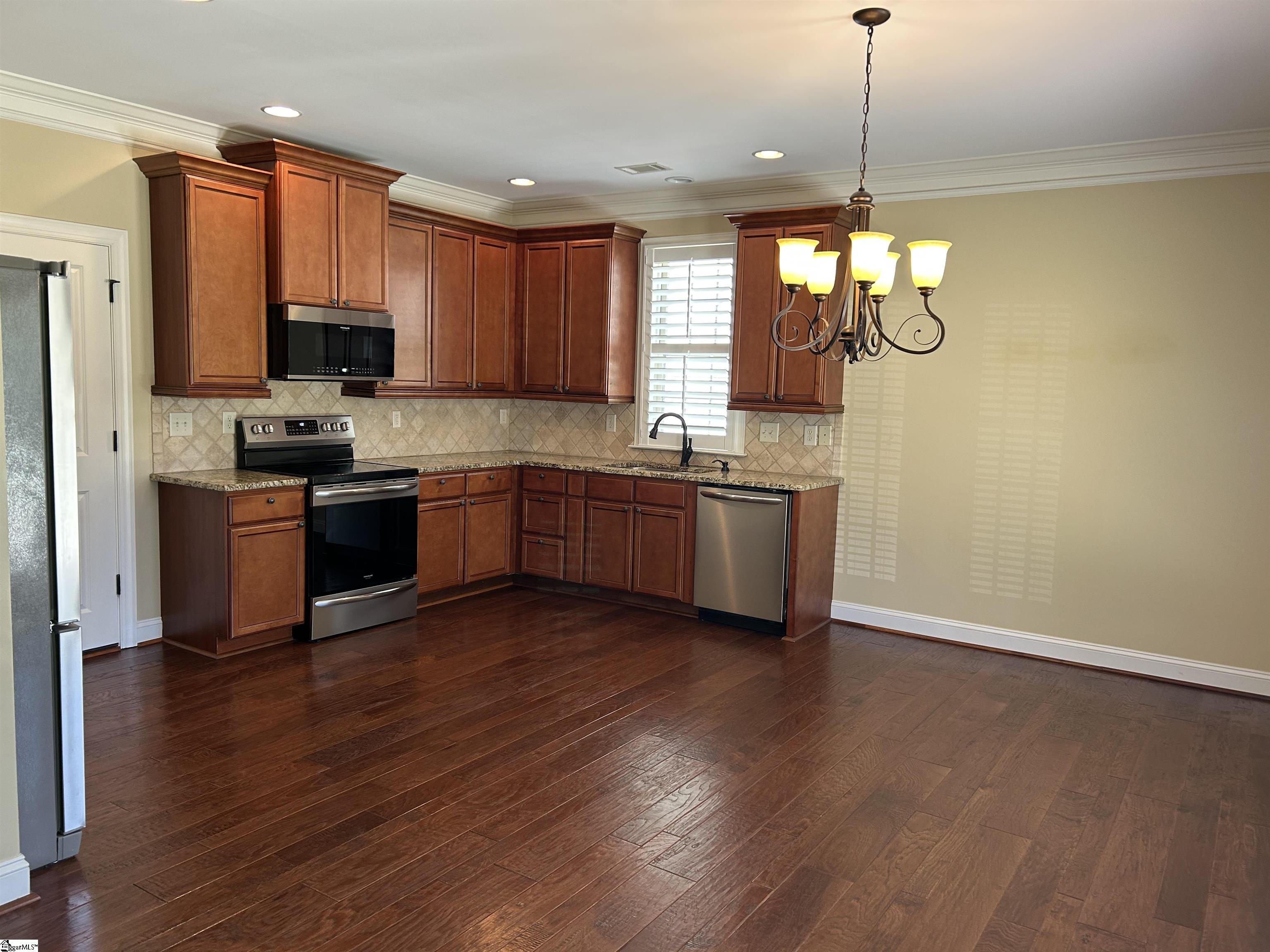 39 Briarhill Drive Simpsonville, SC 29680