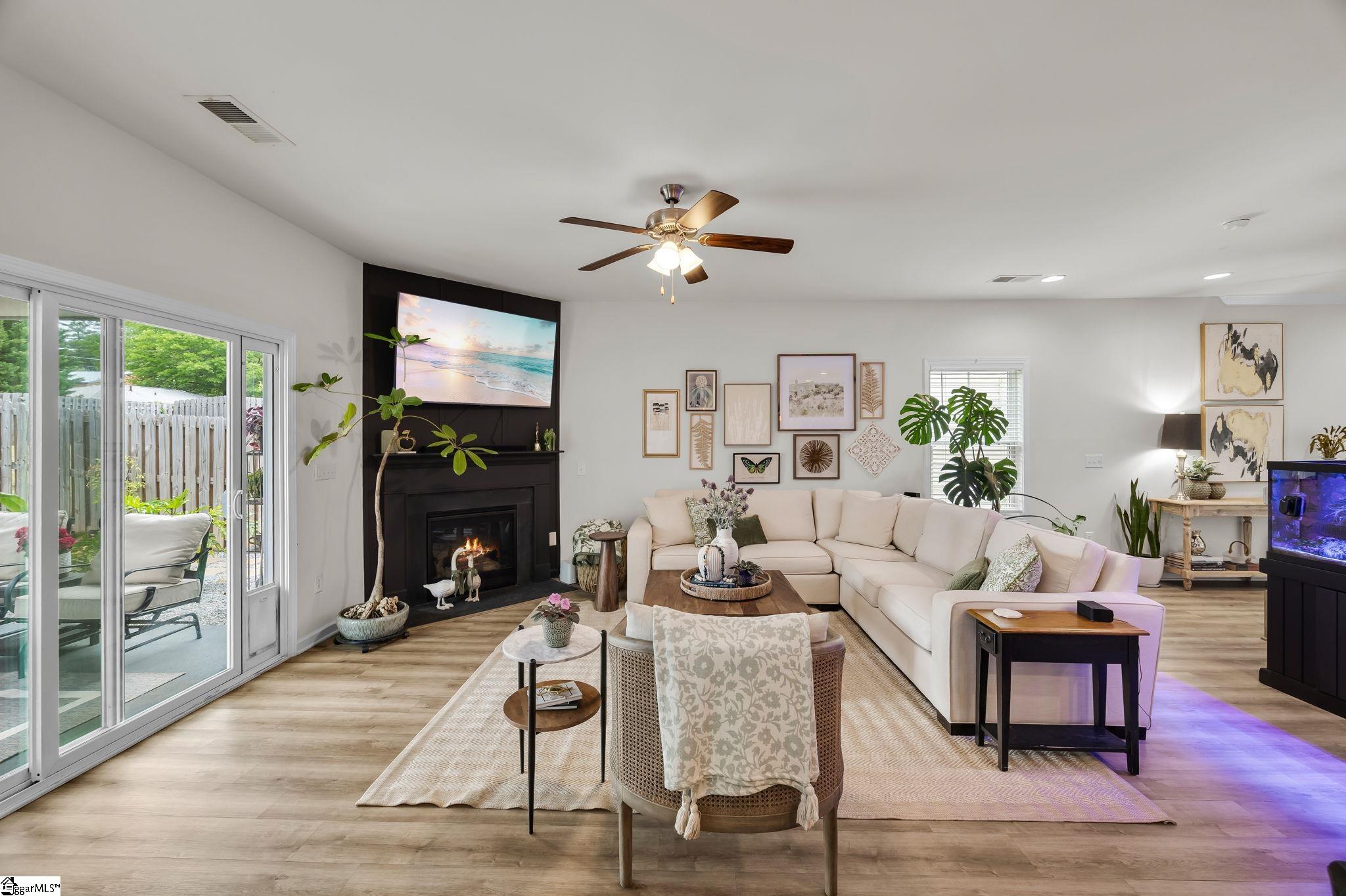 122 Highland Park Court Easley, SC 29642