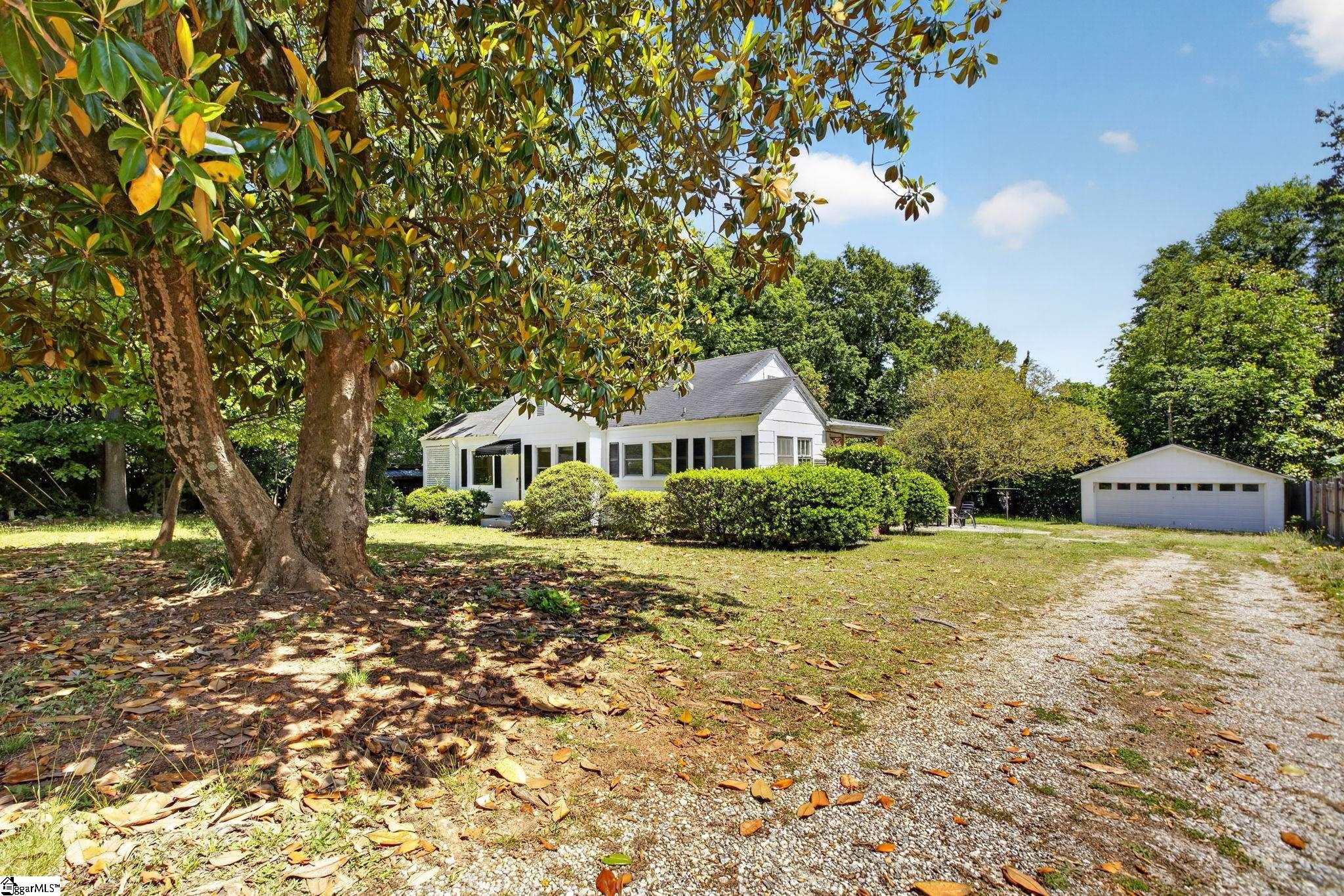100 Bob White Lane Taylors, SC 29687