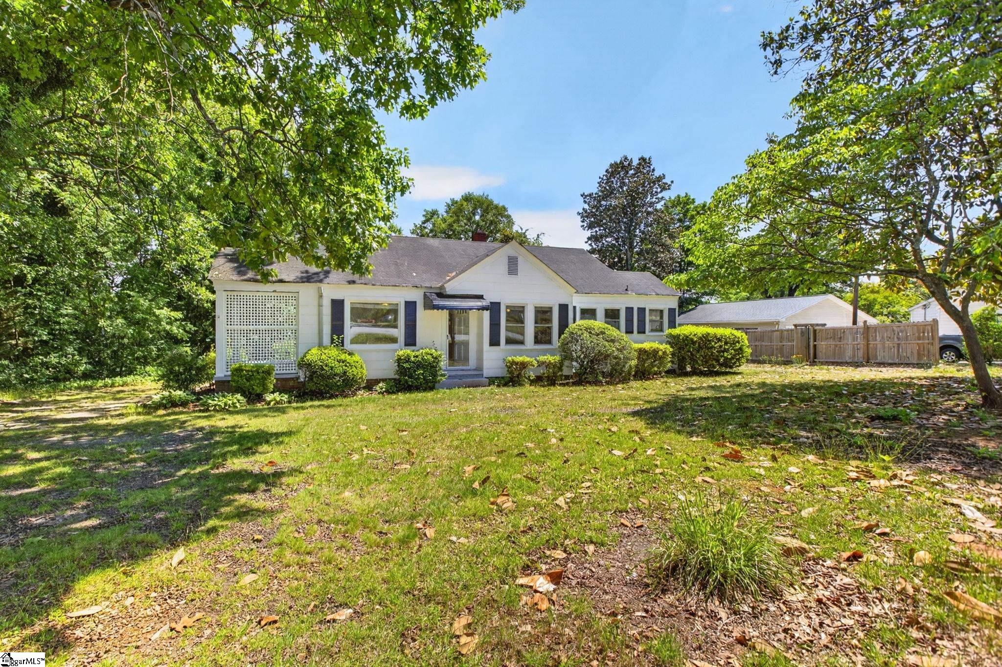 100 Bob White Lane Taylors, SC 29687