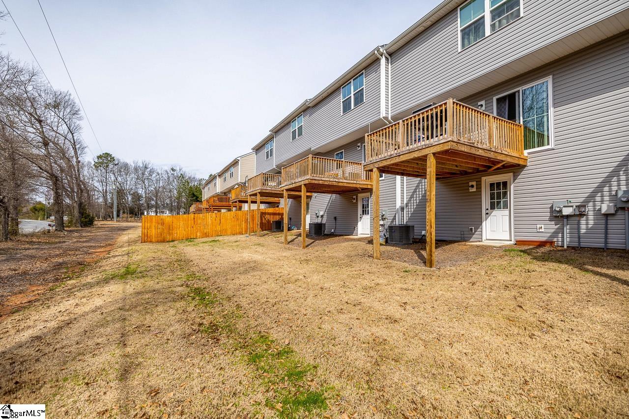 225 Coldwater Creek Court Simpsonville, SC 29680