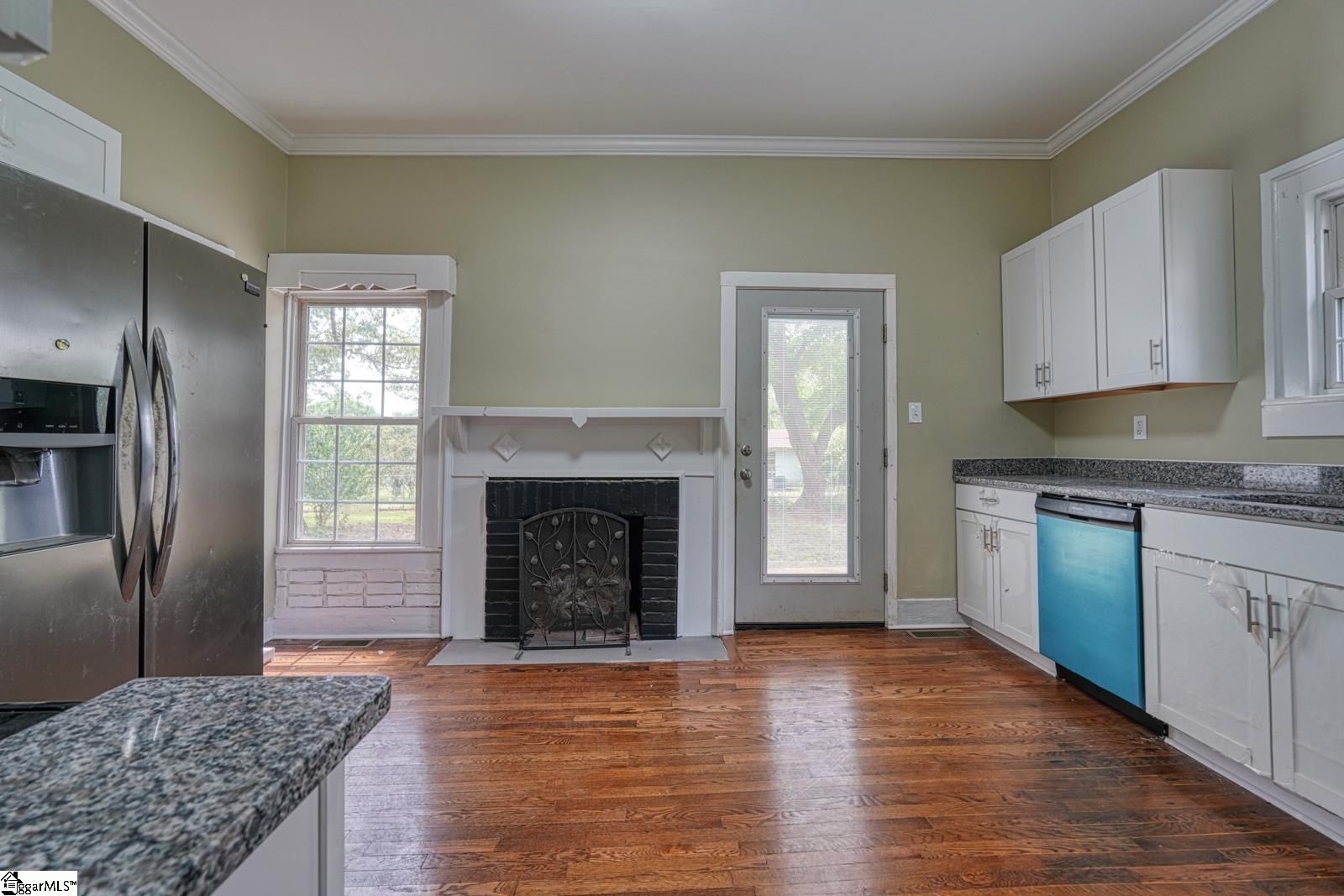 4279 N Blackstock Road Spartanburg, SC 29301