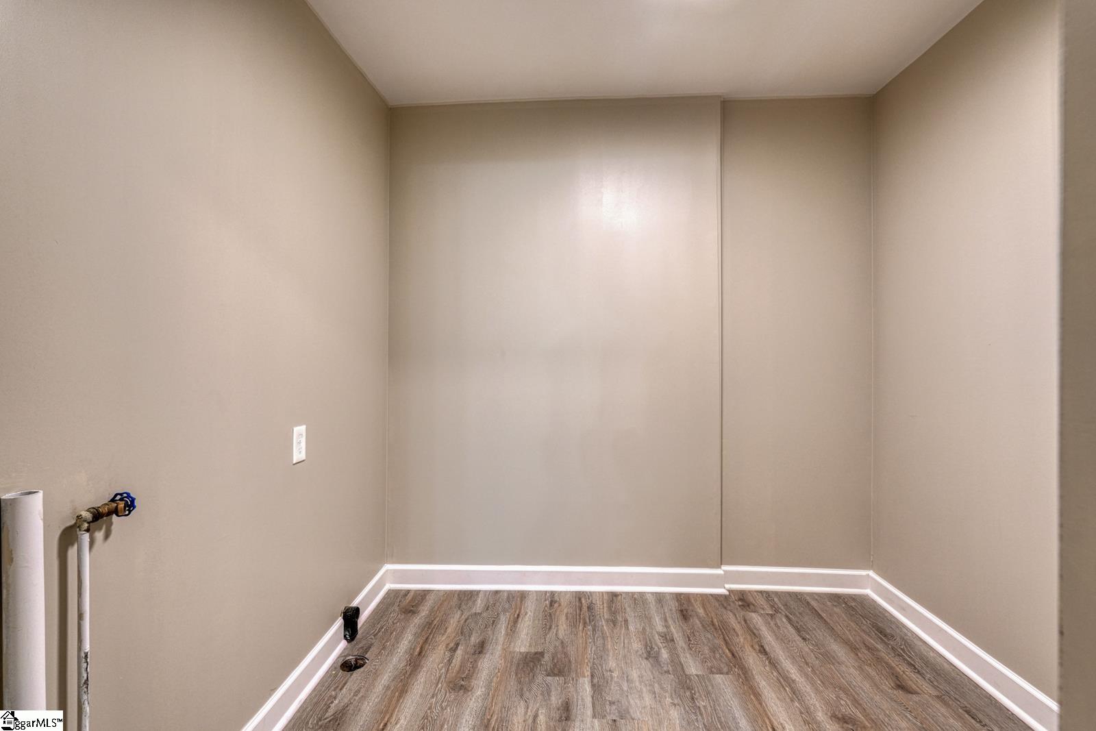 4279 N Blackstock Road Spartanburg, SC 29301