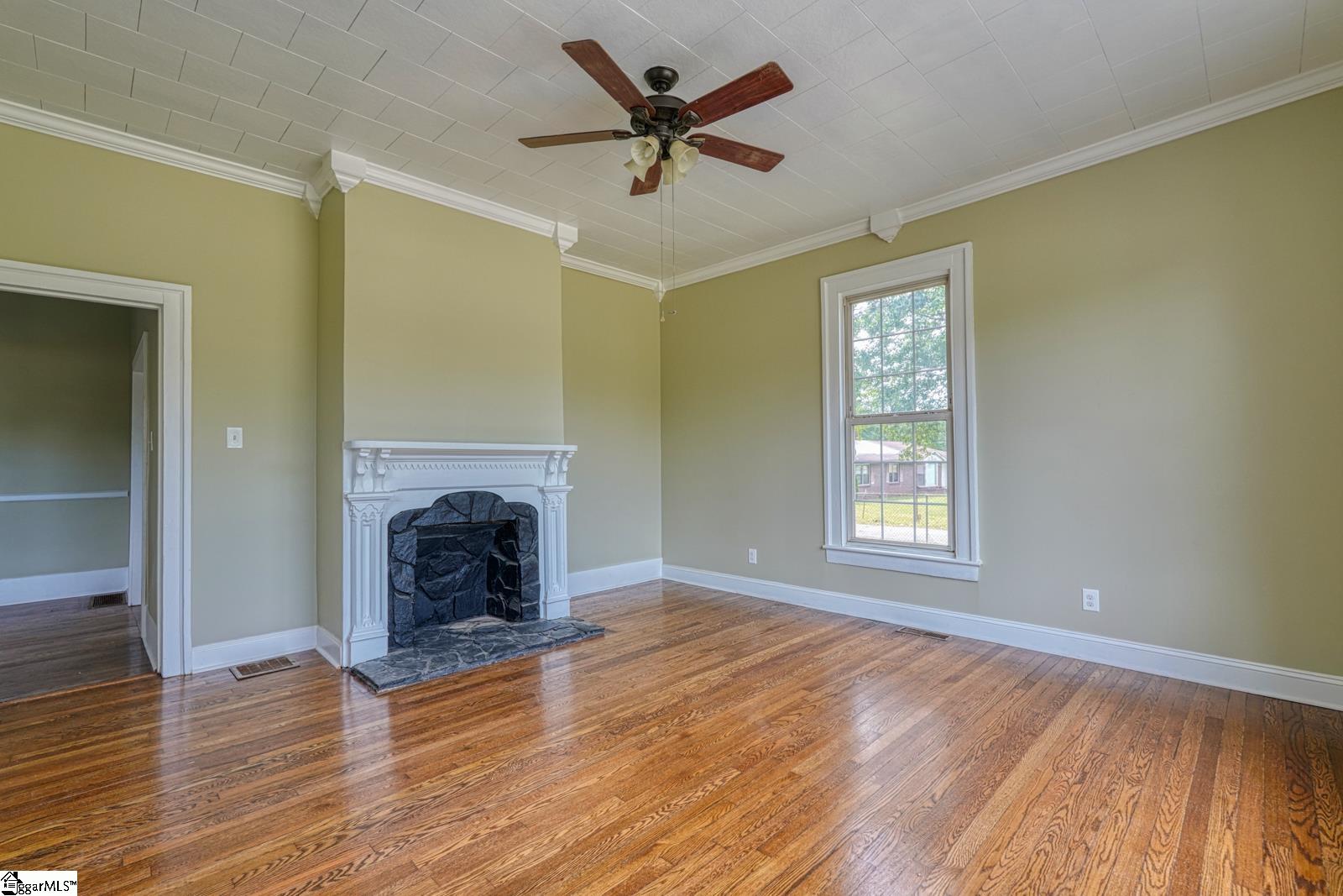 4279 N Blackstock Road Spartanburg, SC 29301