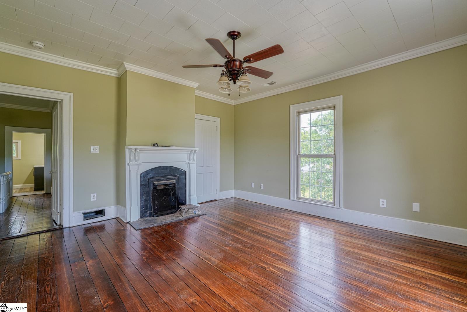 4279 N Blackstock Road Spartanburg, SC 29301
