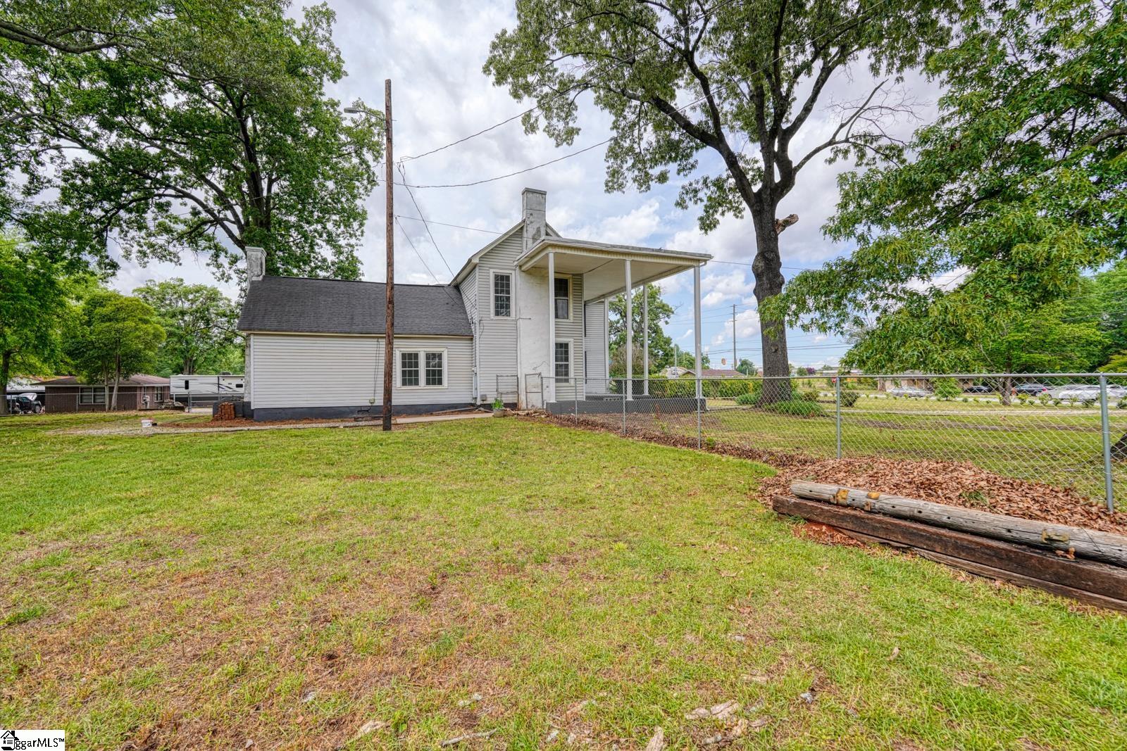 4279 N Blackstock Road Spartanburg, SC 29301