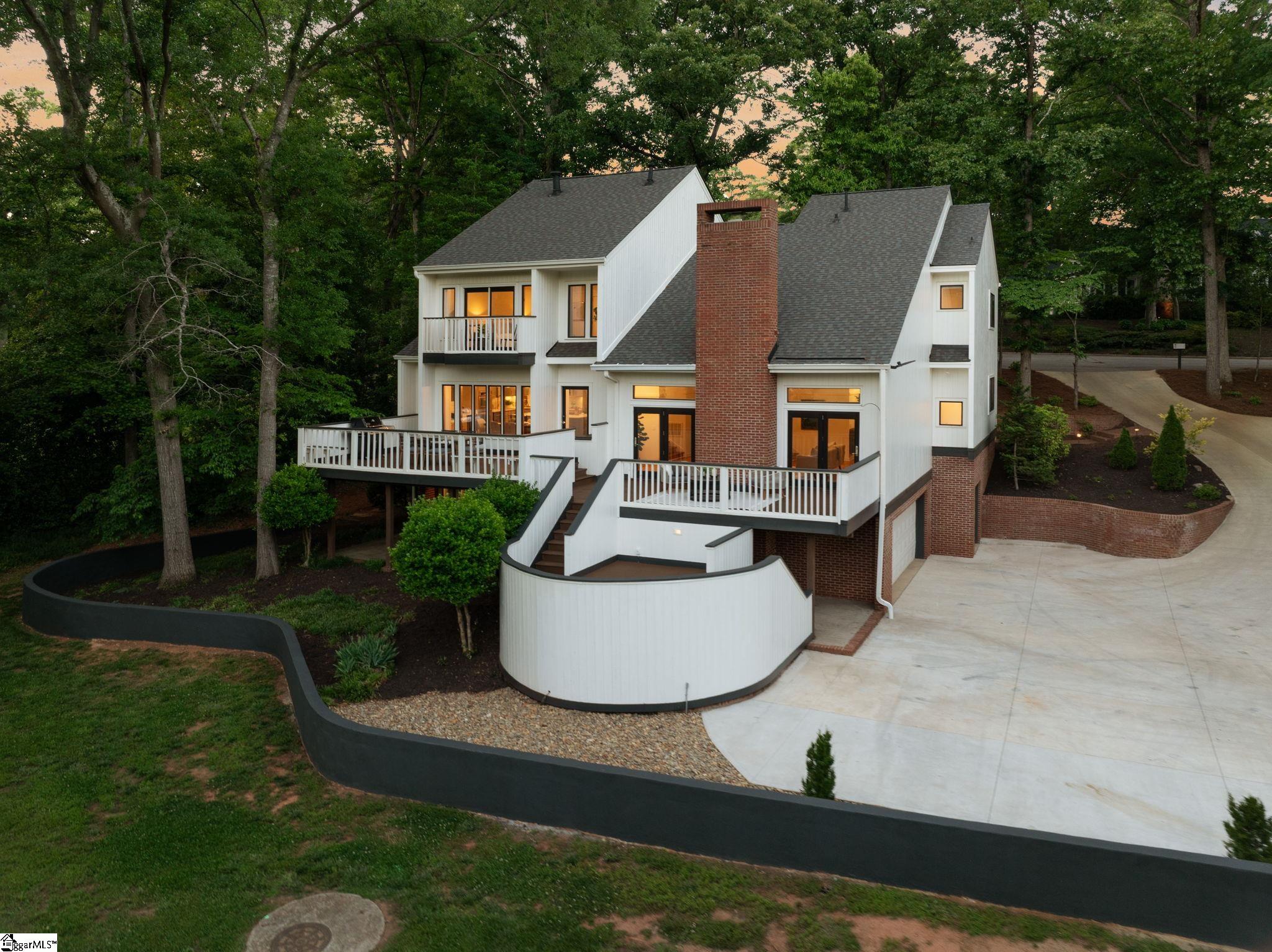 8 De Braham Court Greenville, SC 29605