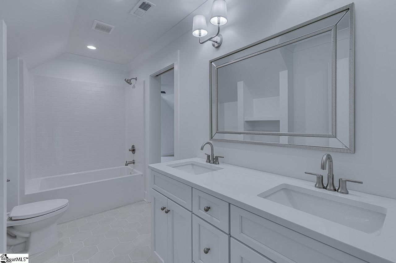 409 Jones Avenue Simpsonville, SC 29681