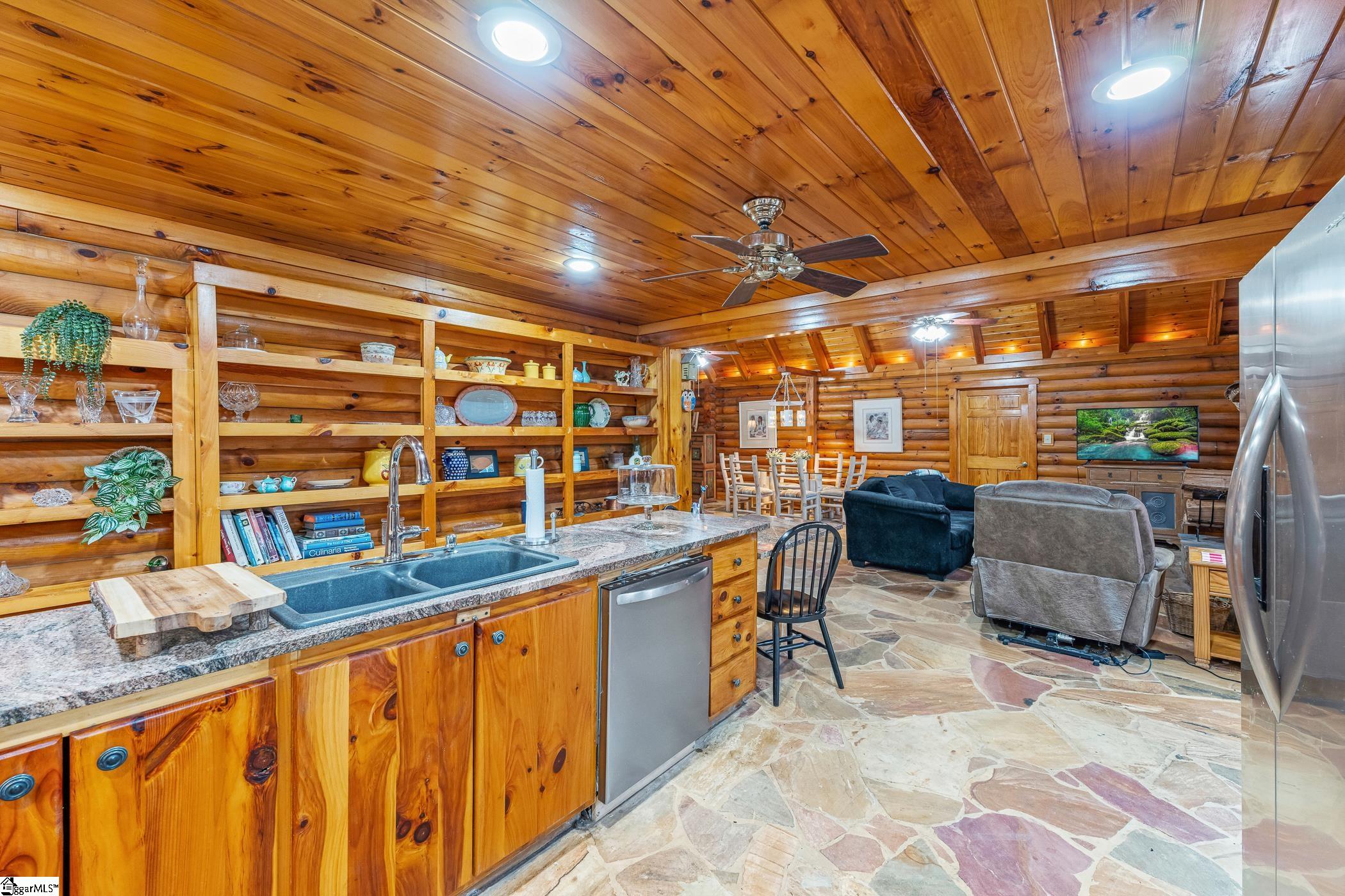2771 Abercrombie Road Fountain Inn, SC 29644