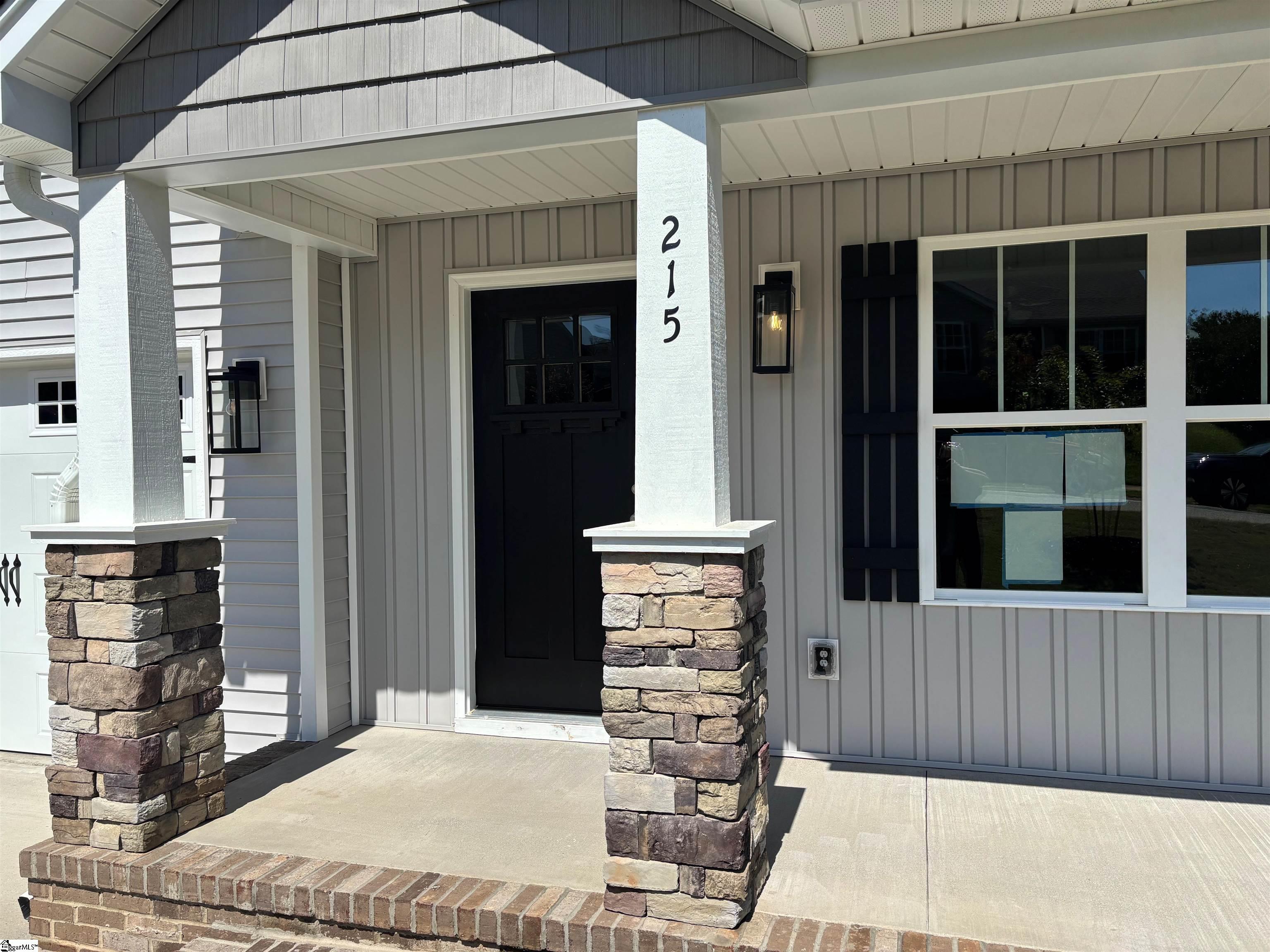 215 Juniper Leaf Way, Greer SC 29651