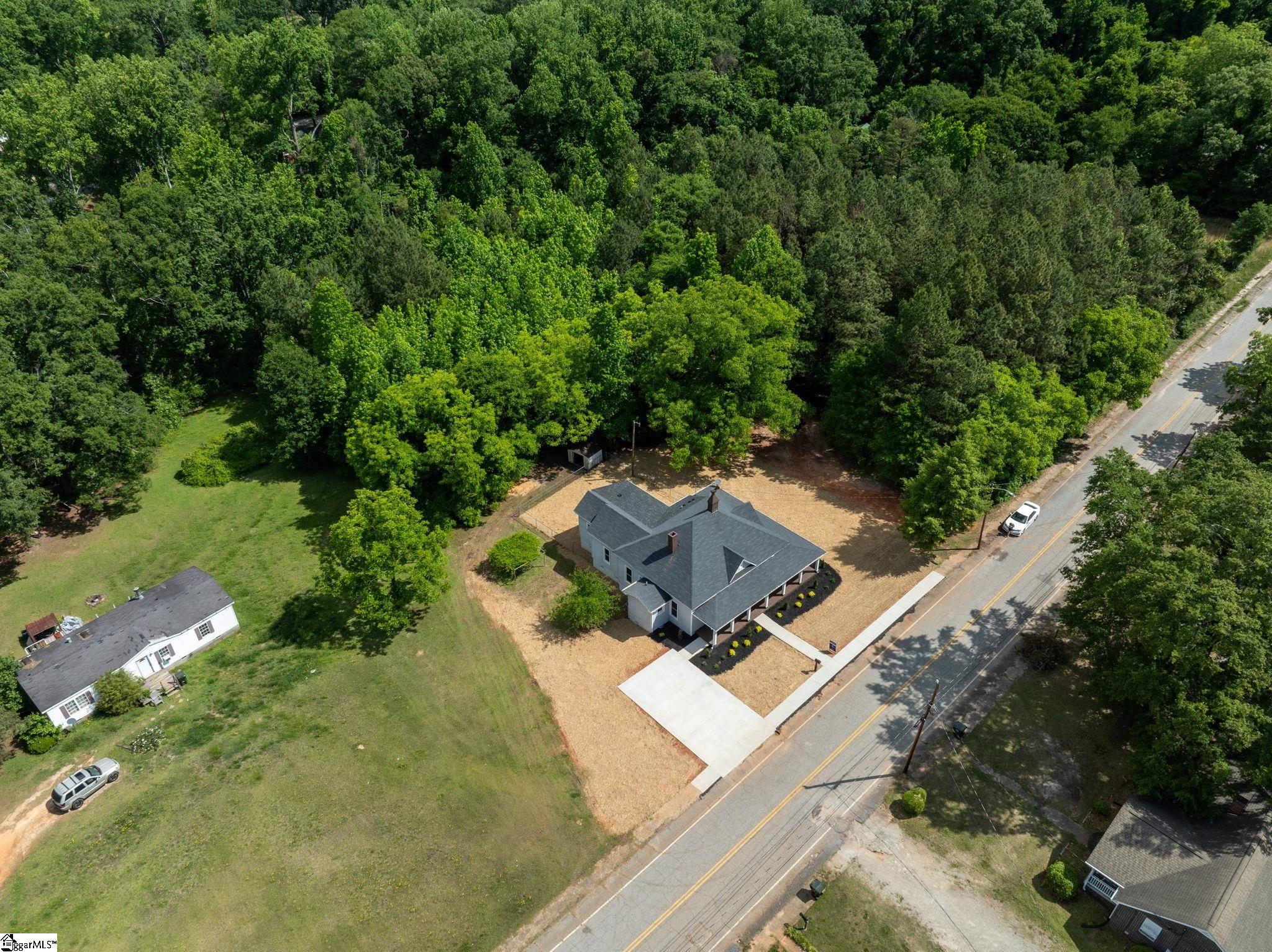 444 W Peachtree Street Woodruff, SC 29388