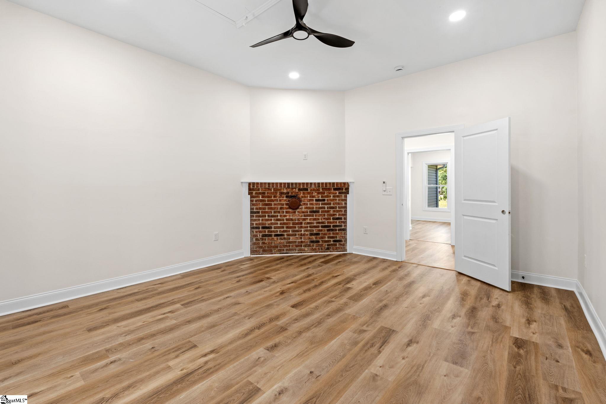 444 W Peachtree Street Woodruff, SC 29388