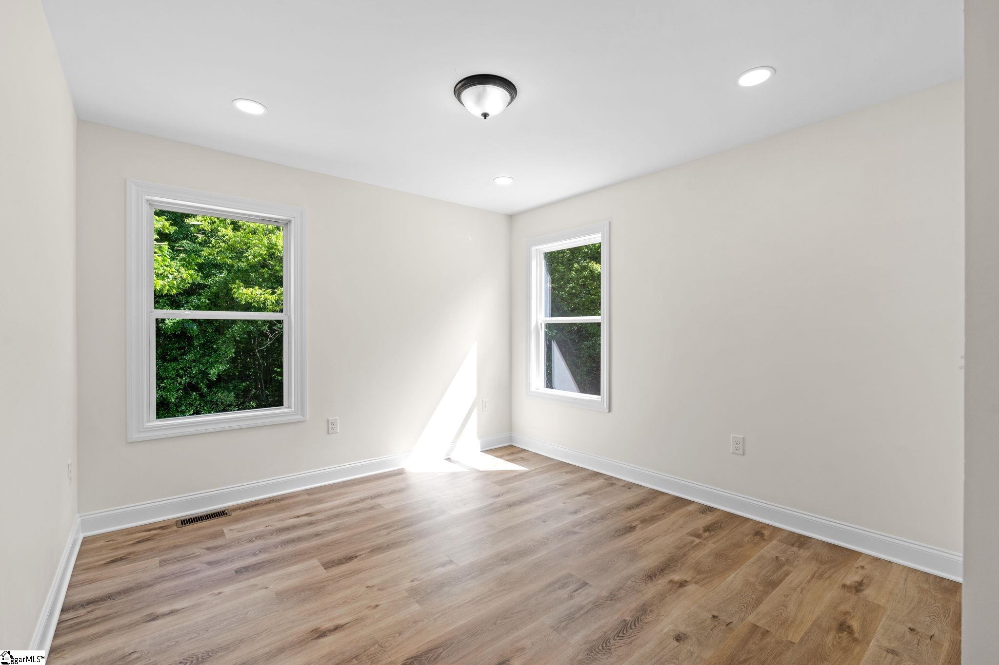 444 W Peachtree Street Woodruff, SC 29388