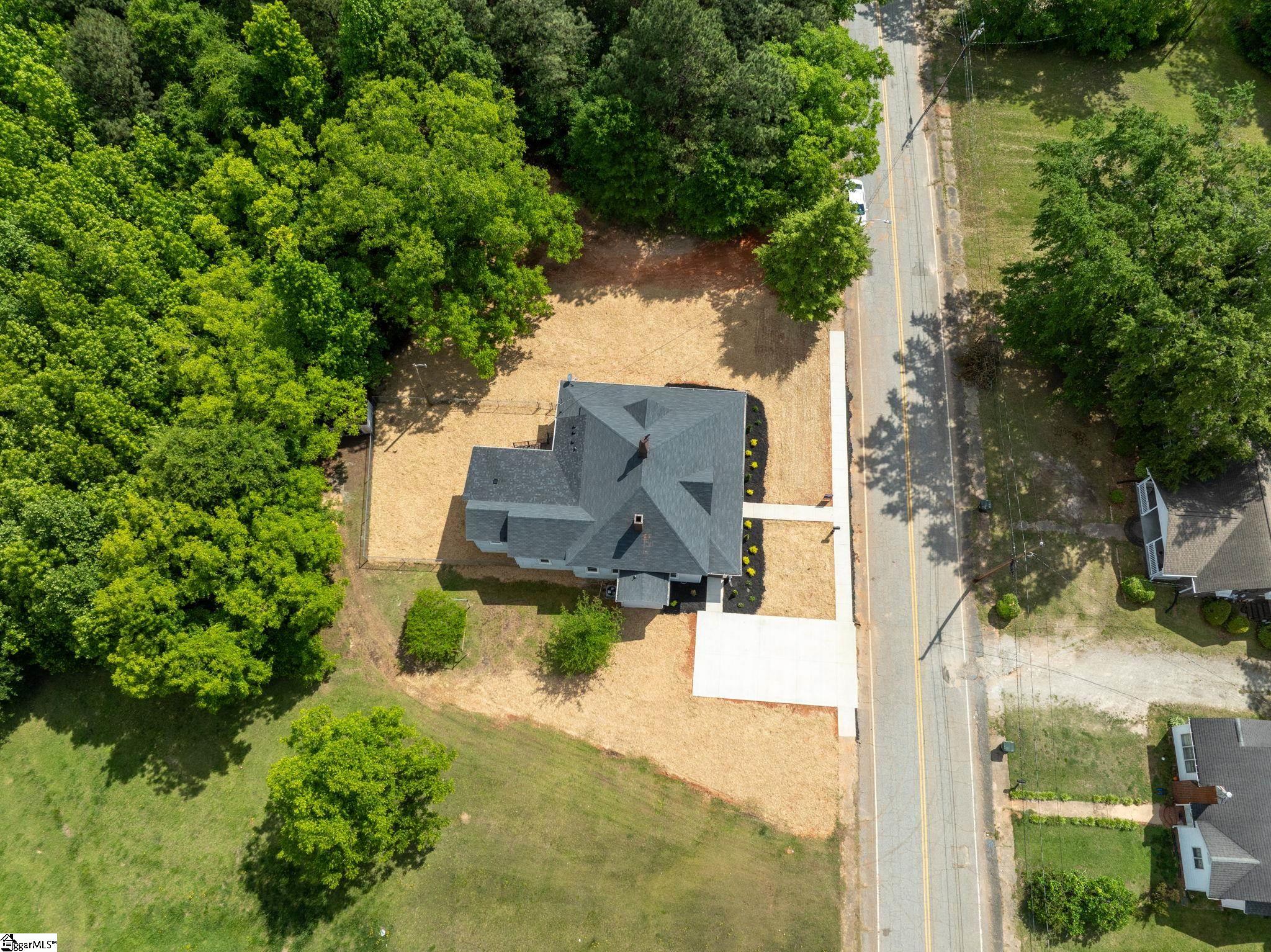 444 W Peachtree Street Woodruff, SC 29388