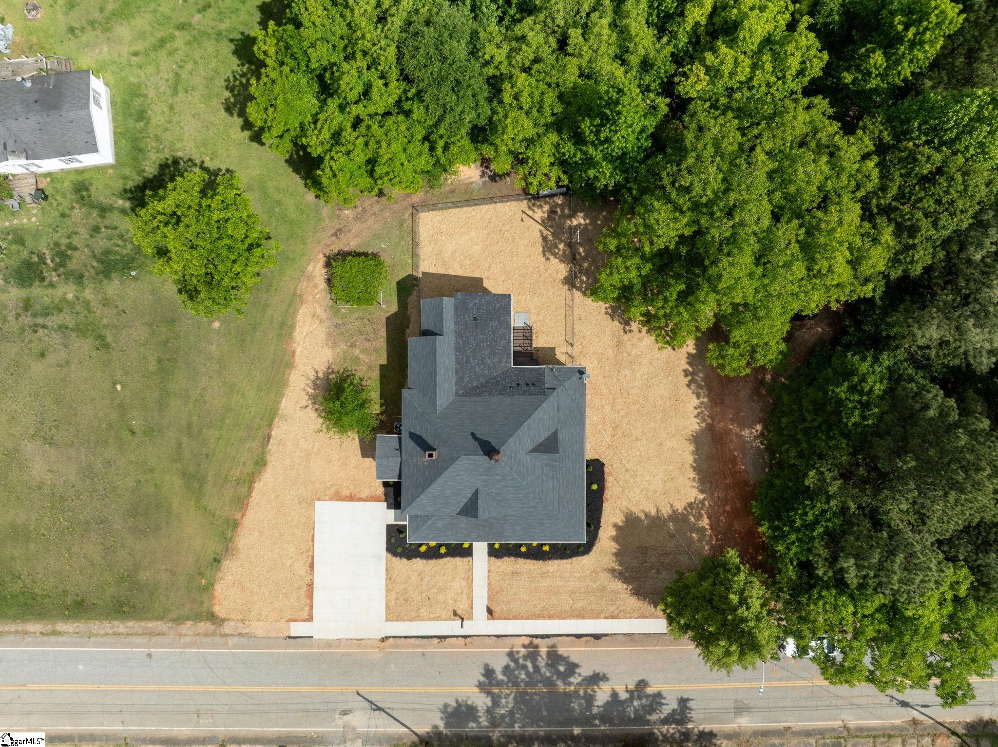 444 W Peachtree Street Woodruff, SC 29388