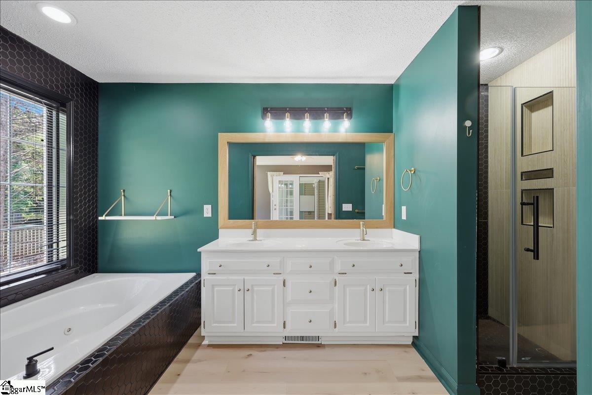 1 Brooke Lee Circle Taylors, SC 29687