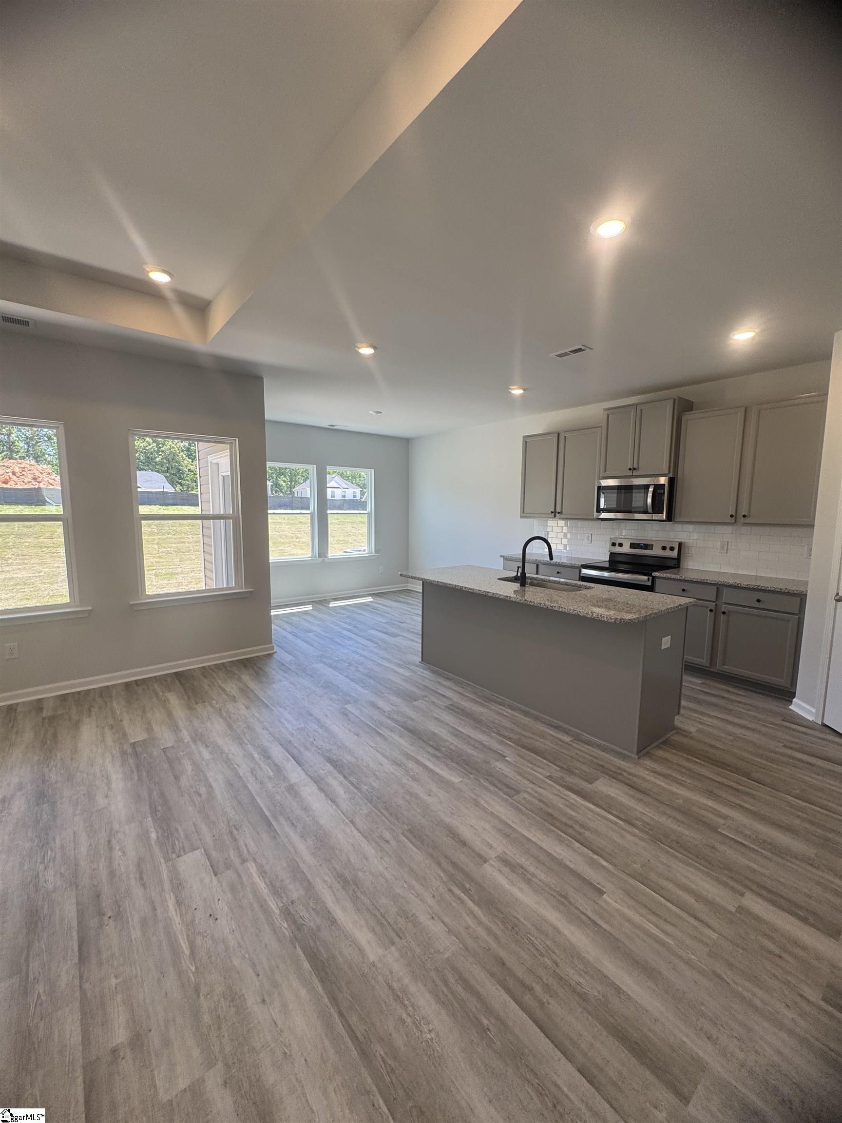 248 Pretoria Drive UNIT lot 98 Woodruff, SC 29388