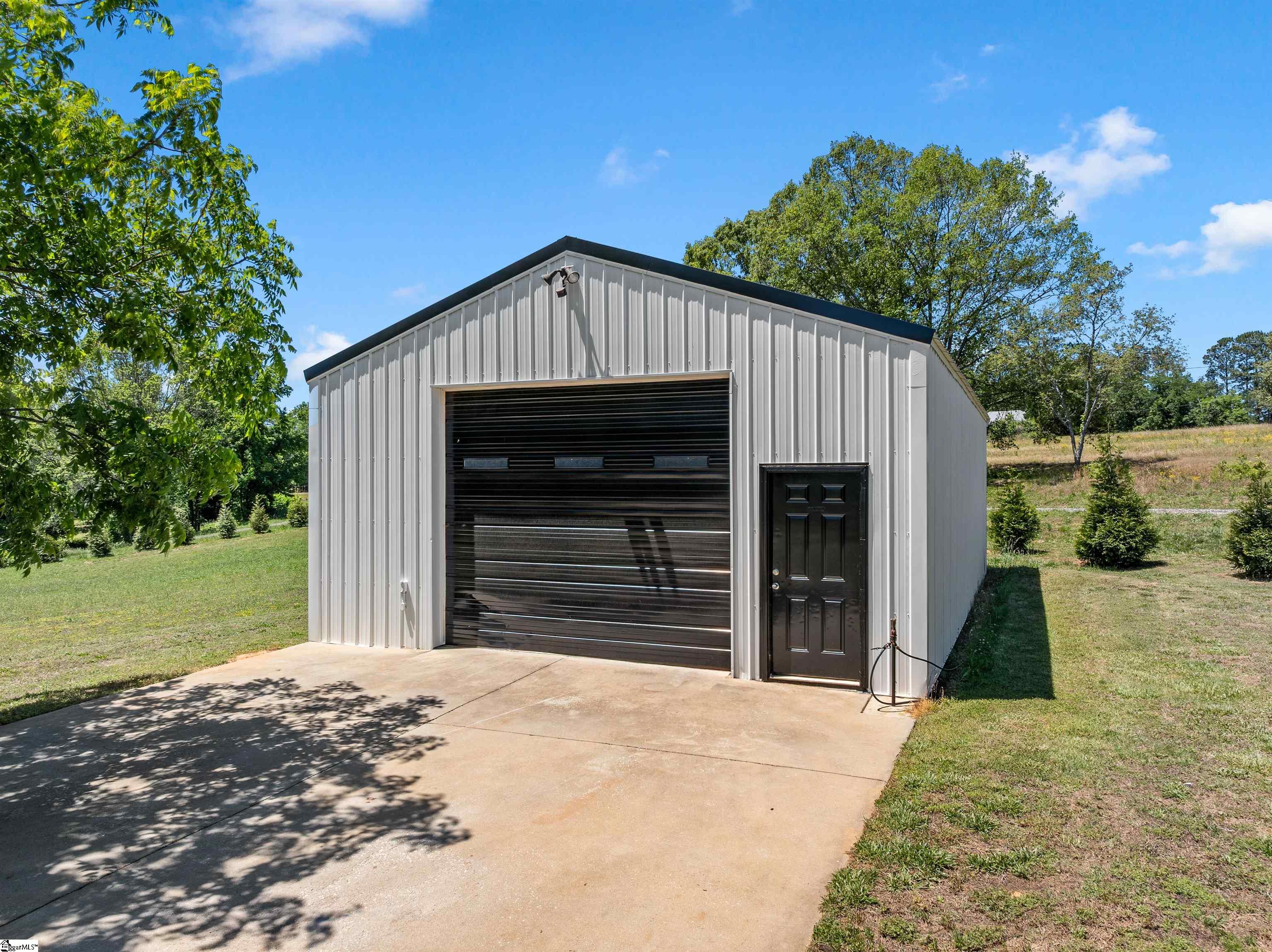 128 Orchard Drive Moore, SC 29369