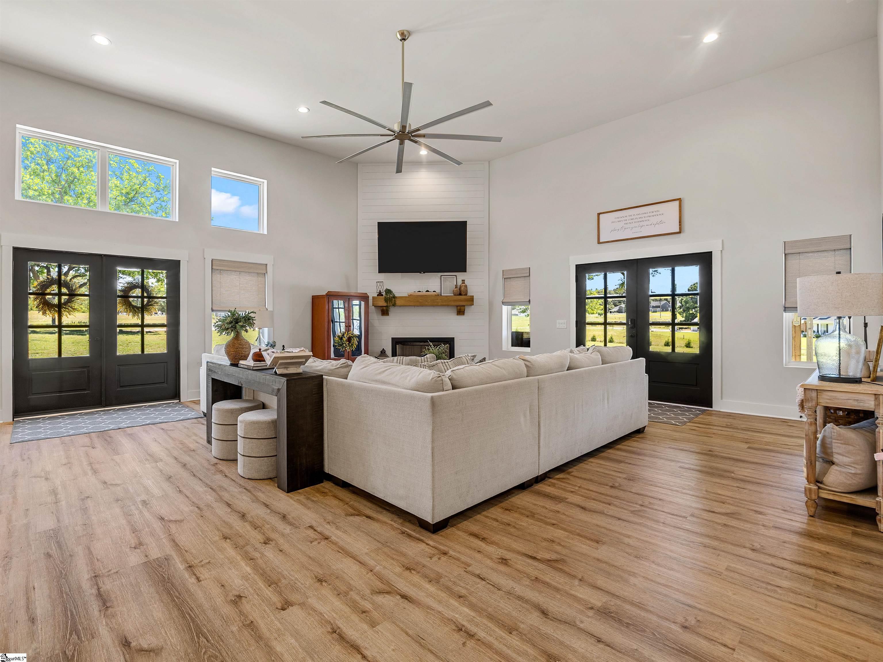 128 Orchard Drive Moore, SC 29369