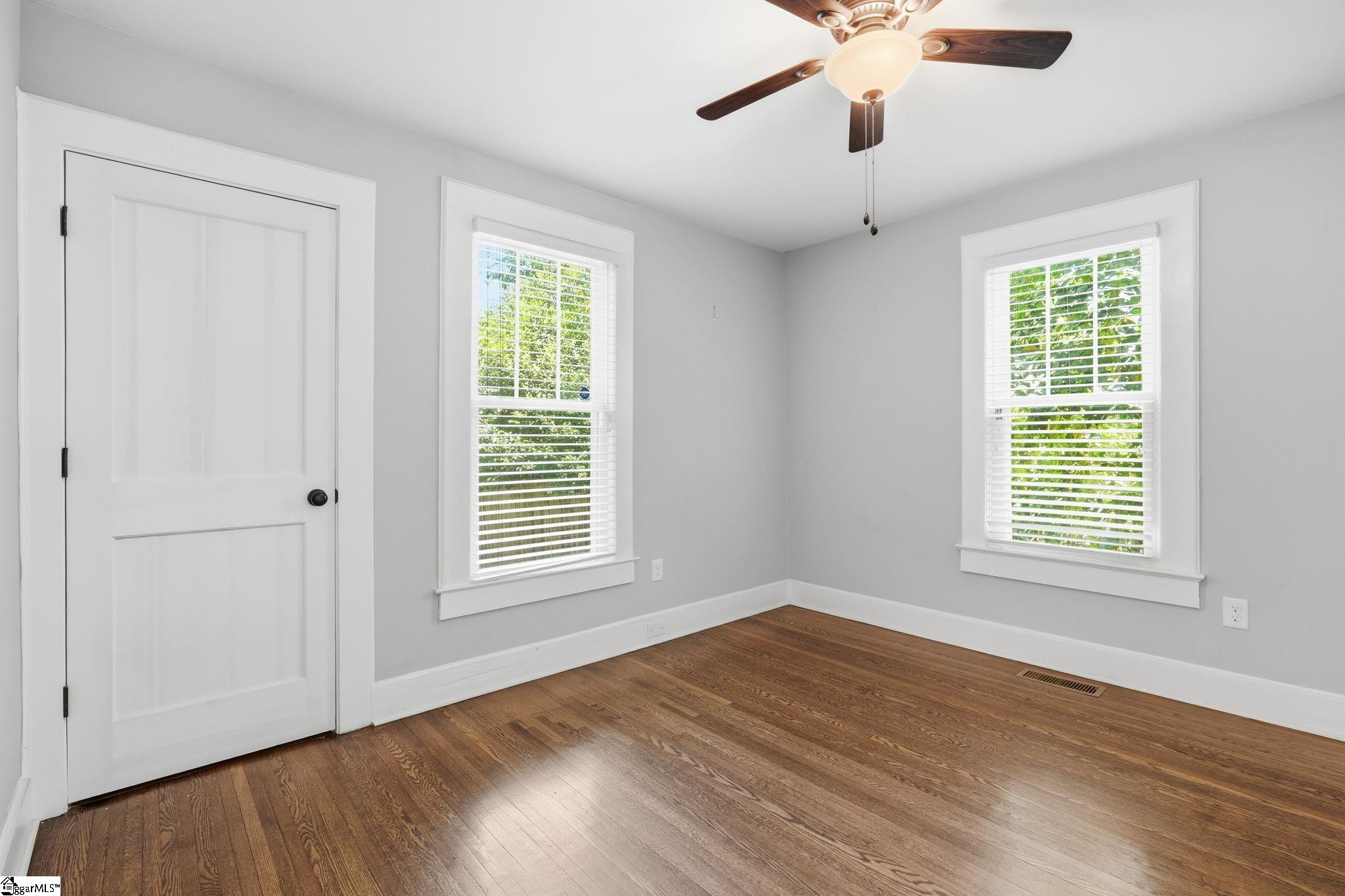 20 Glenn Street Greenville, SC 29607