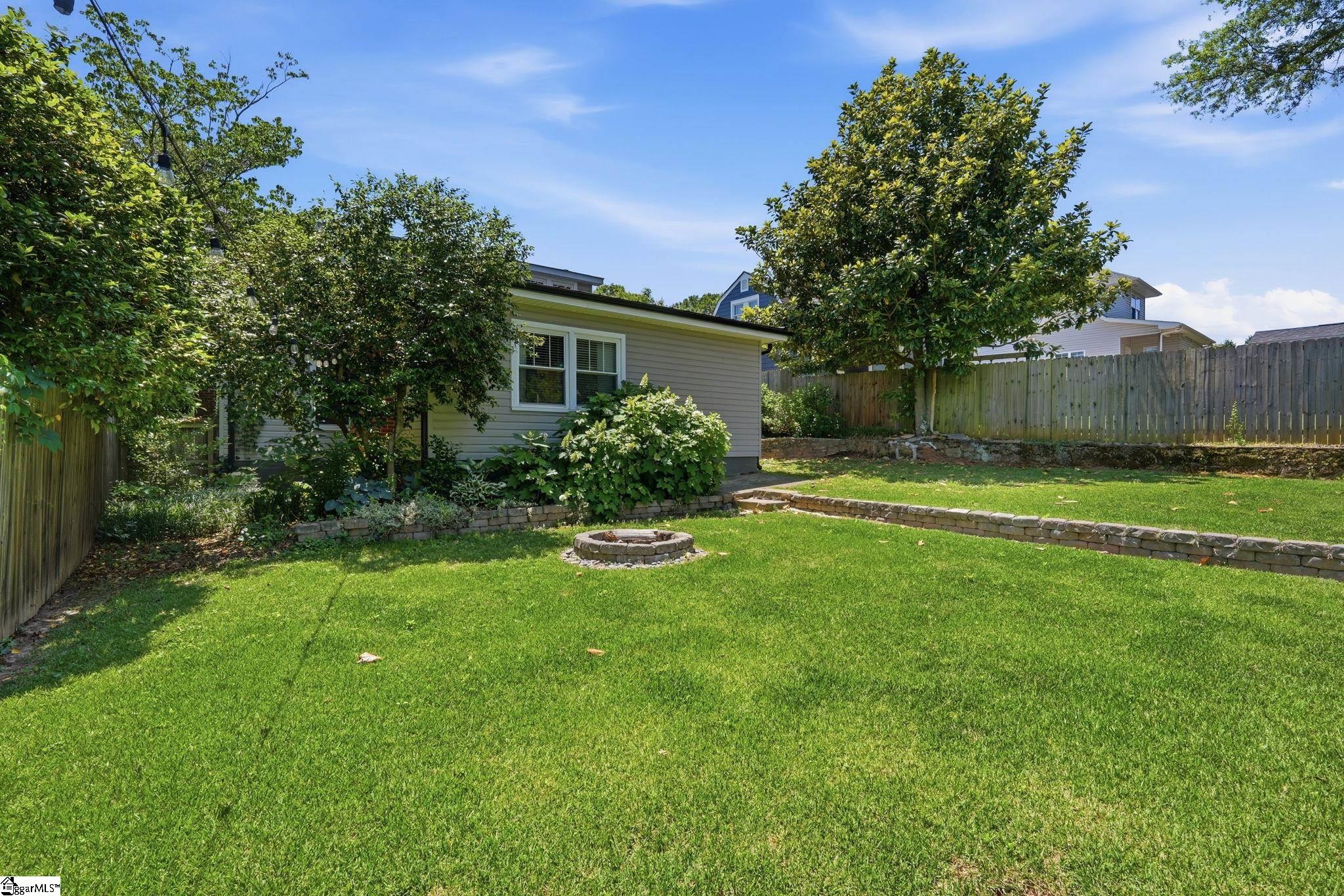 20 Glenn Street Greenville, SC 29607