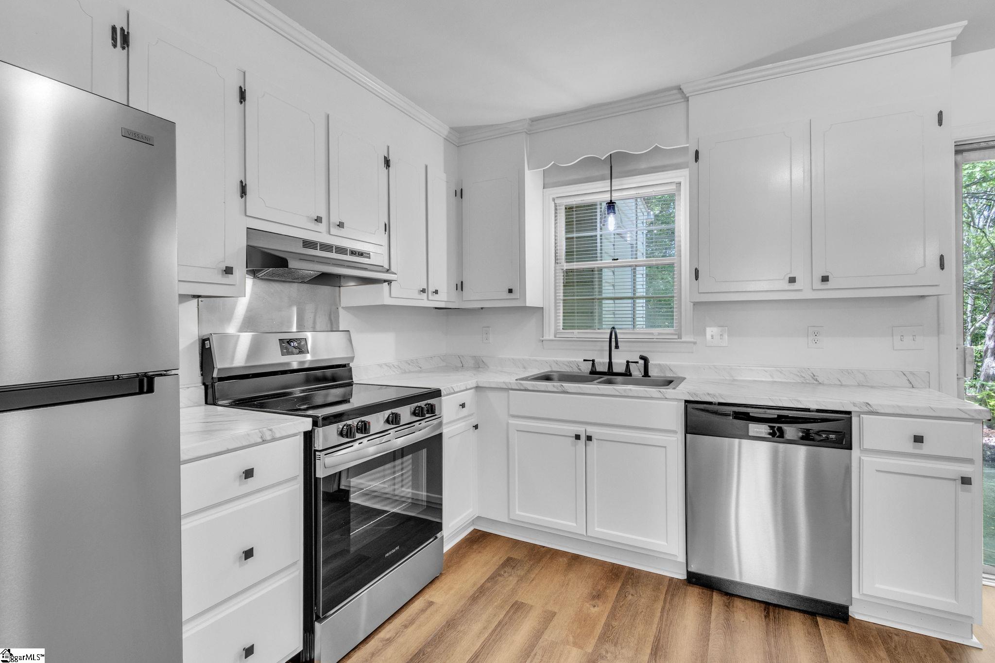 1 Hartsville Drive Taylors, SC 29687