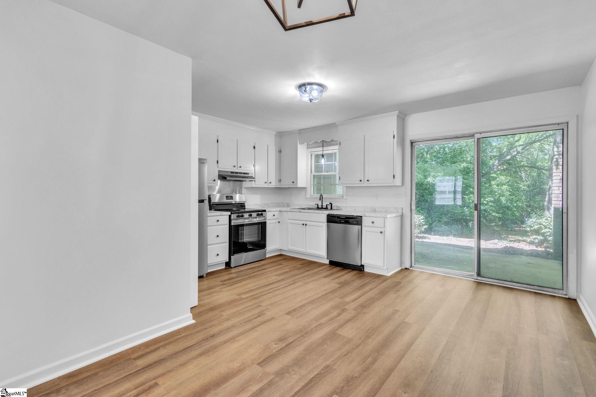 1 Hartsville Drive Taylors, SC 29687