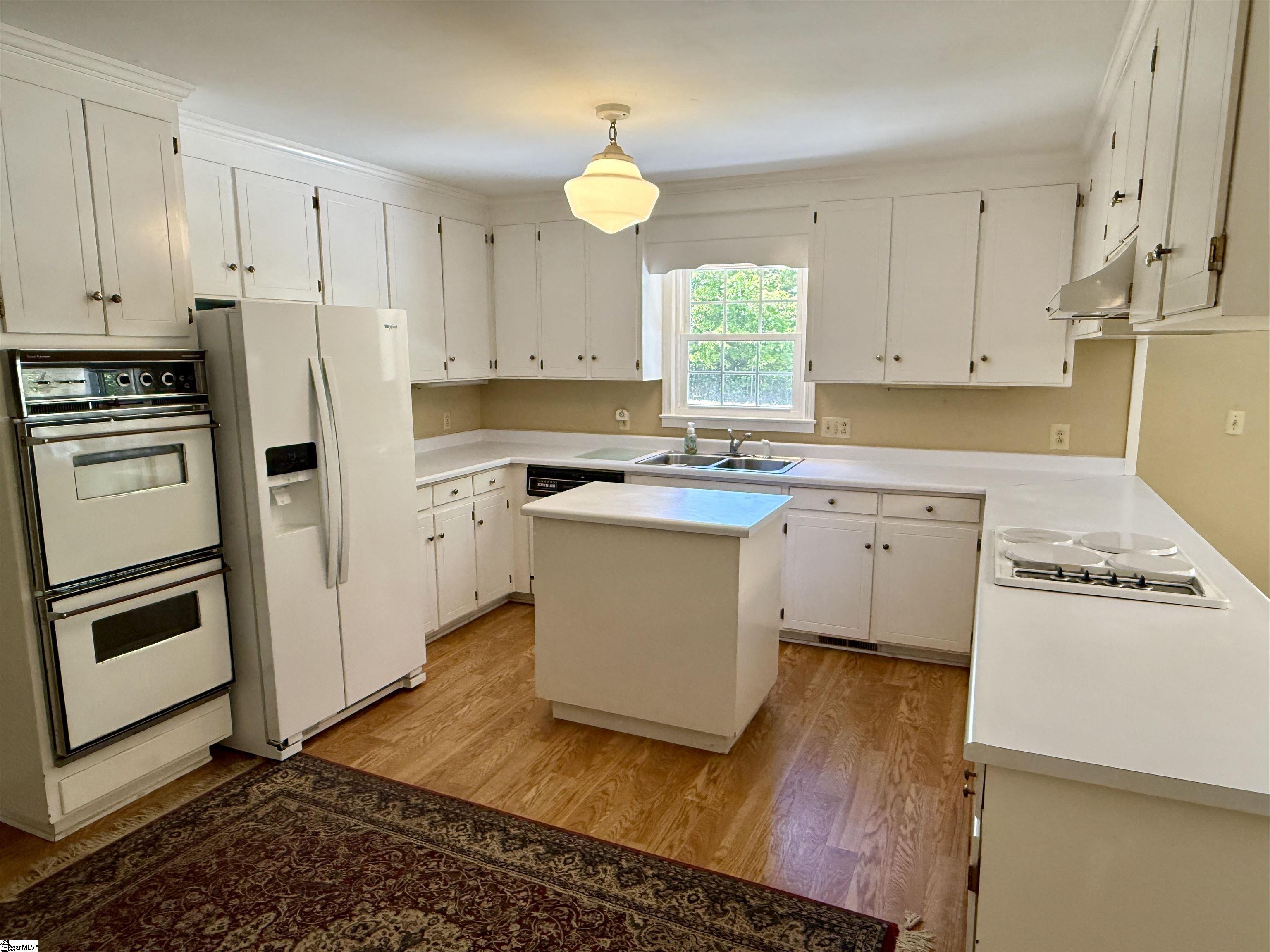 610 S. Adair Street Clinton, SC 29325
