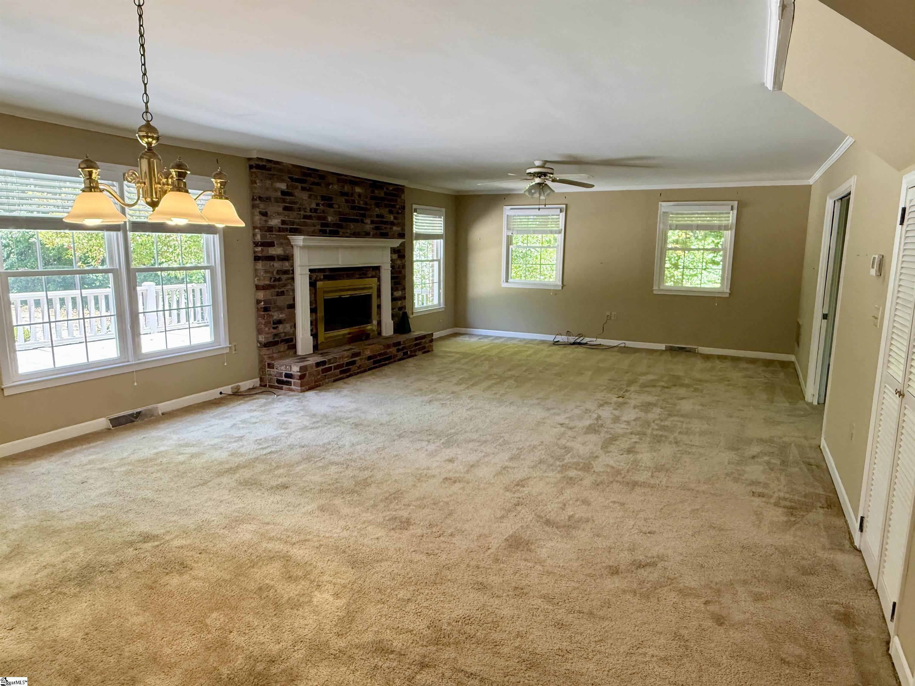 610 S. Adair Street Clinton, SC 29325