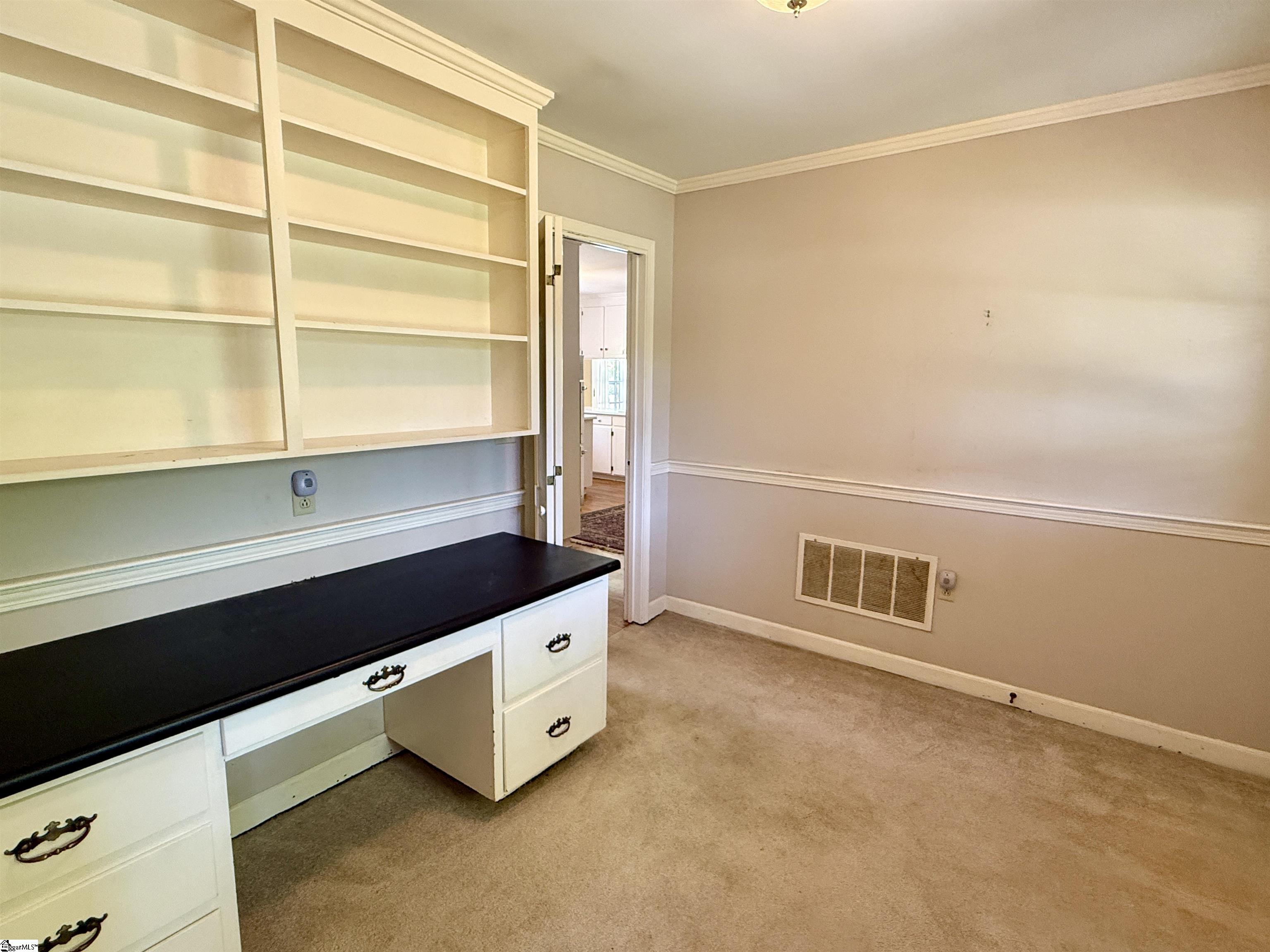 610 S. Adair Street Clinton, SC 29325