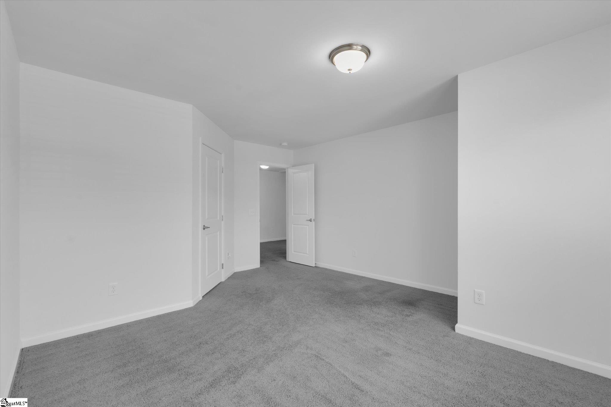 GGAR Image 27 - bk41592035
