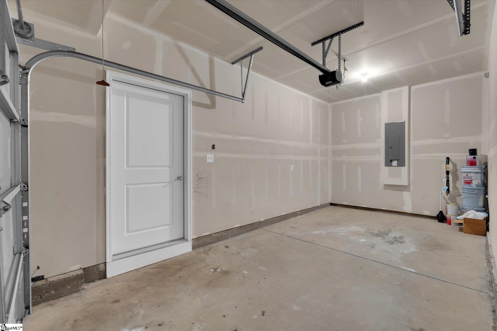 GGAR Image 30 - bk41592035