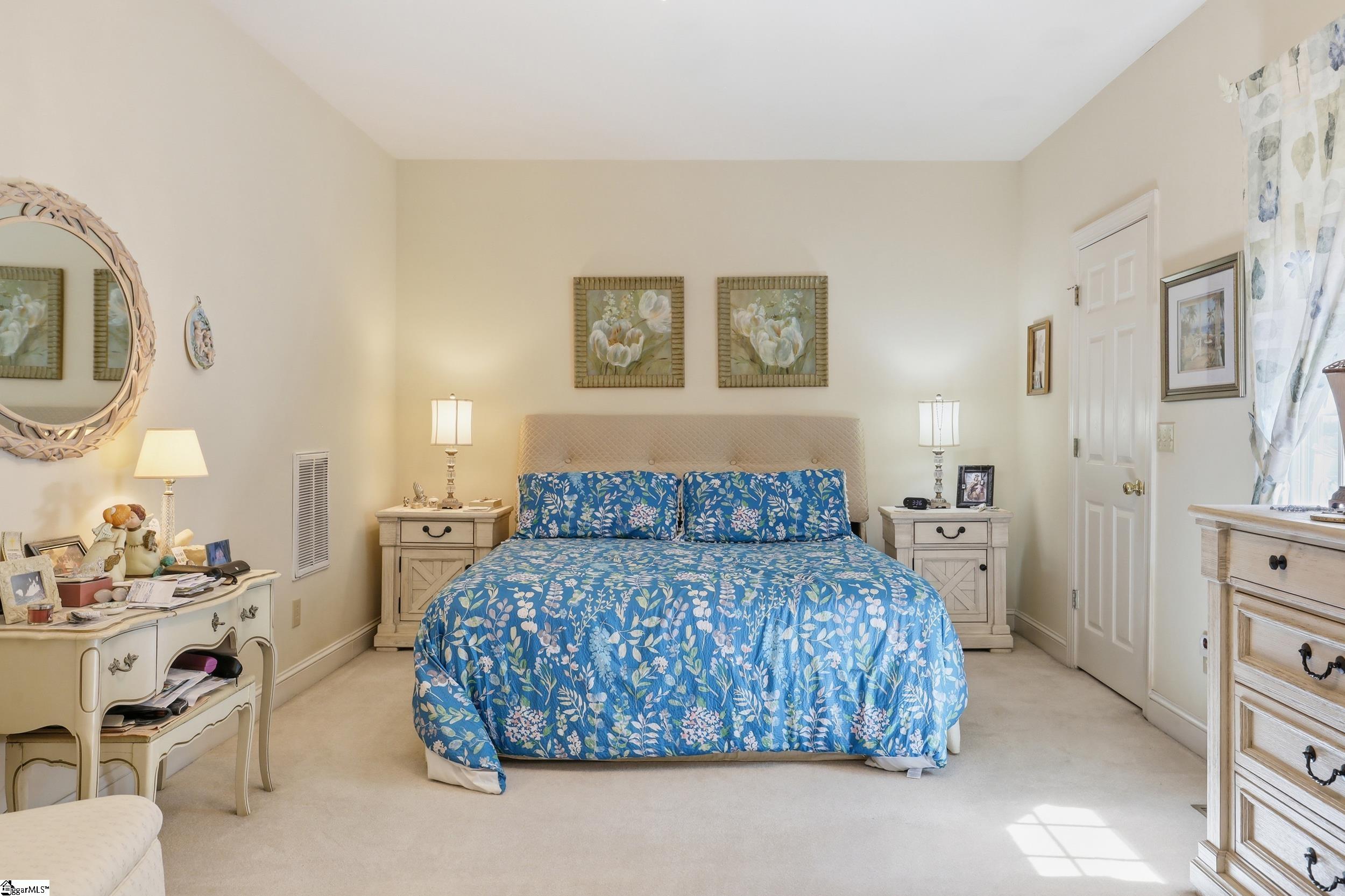 GGAR Image 17 - bk41592038