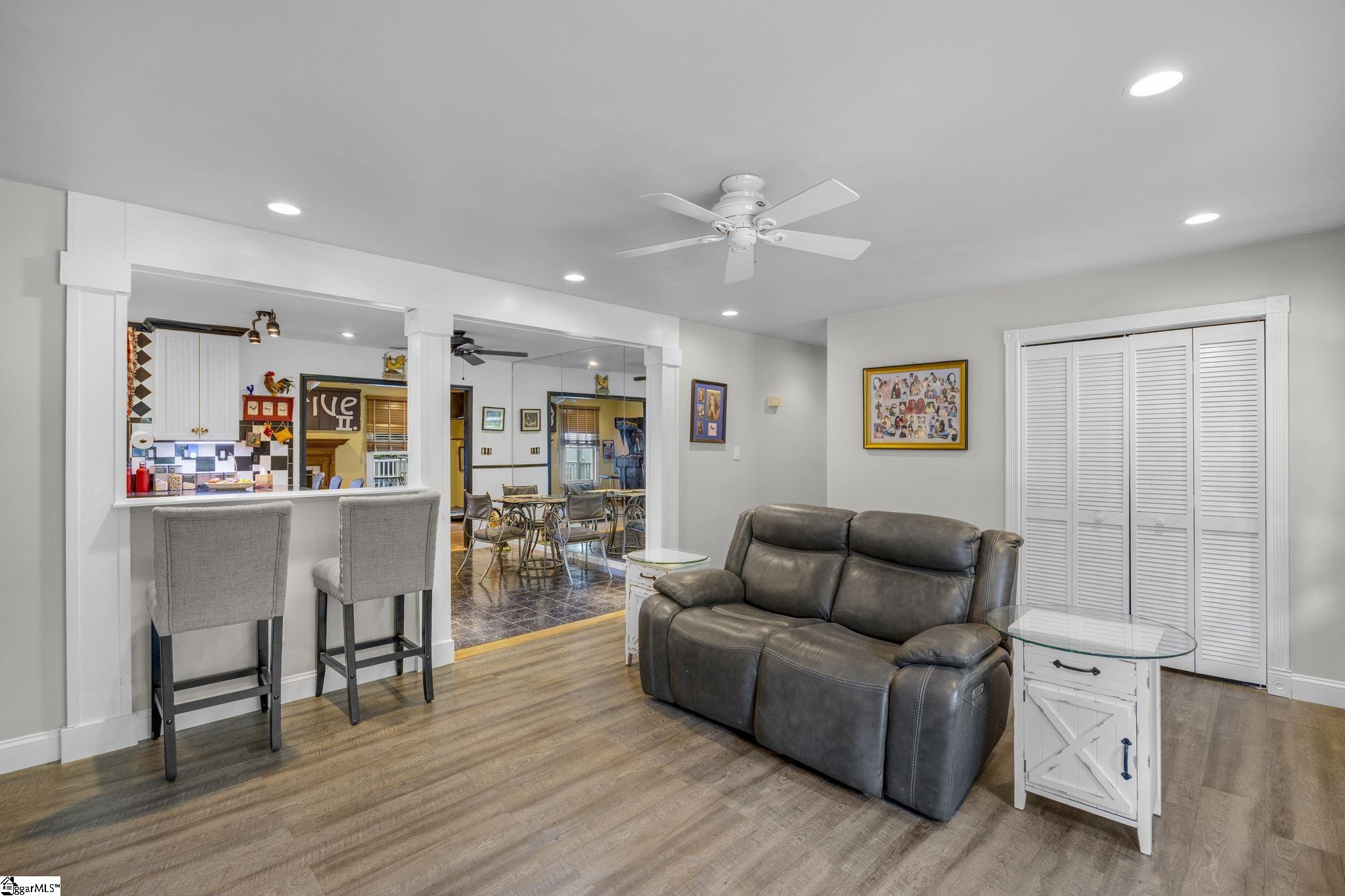 GGAR Image 5 - bk41592041