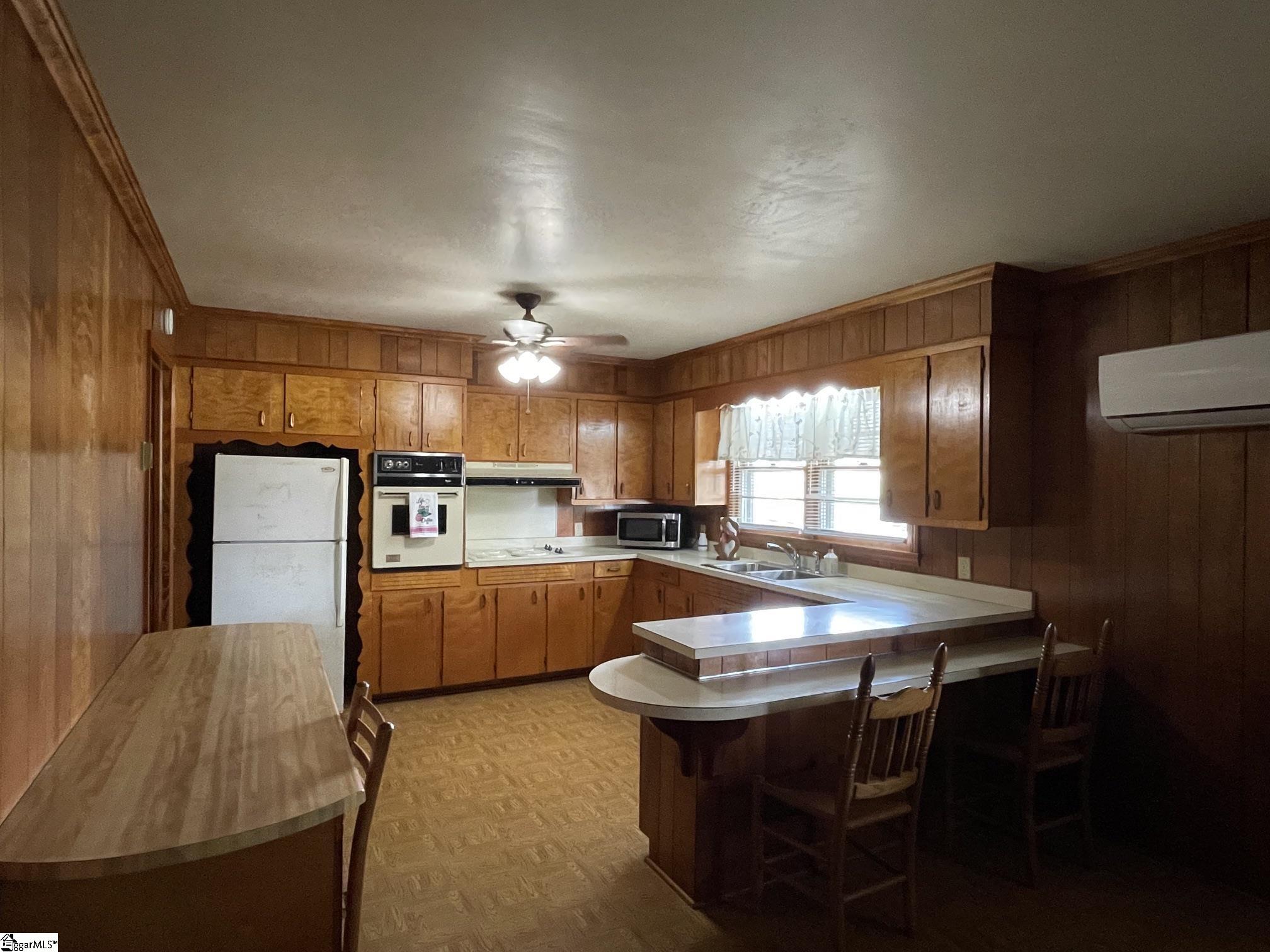 GGAR Image 2 - bk41592048