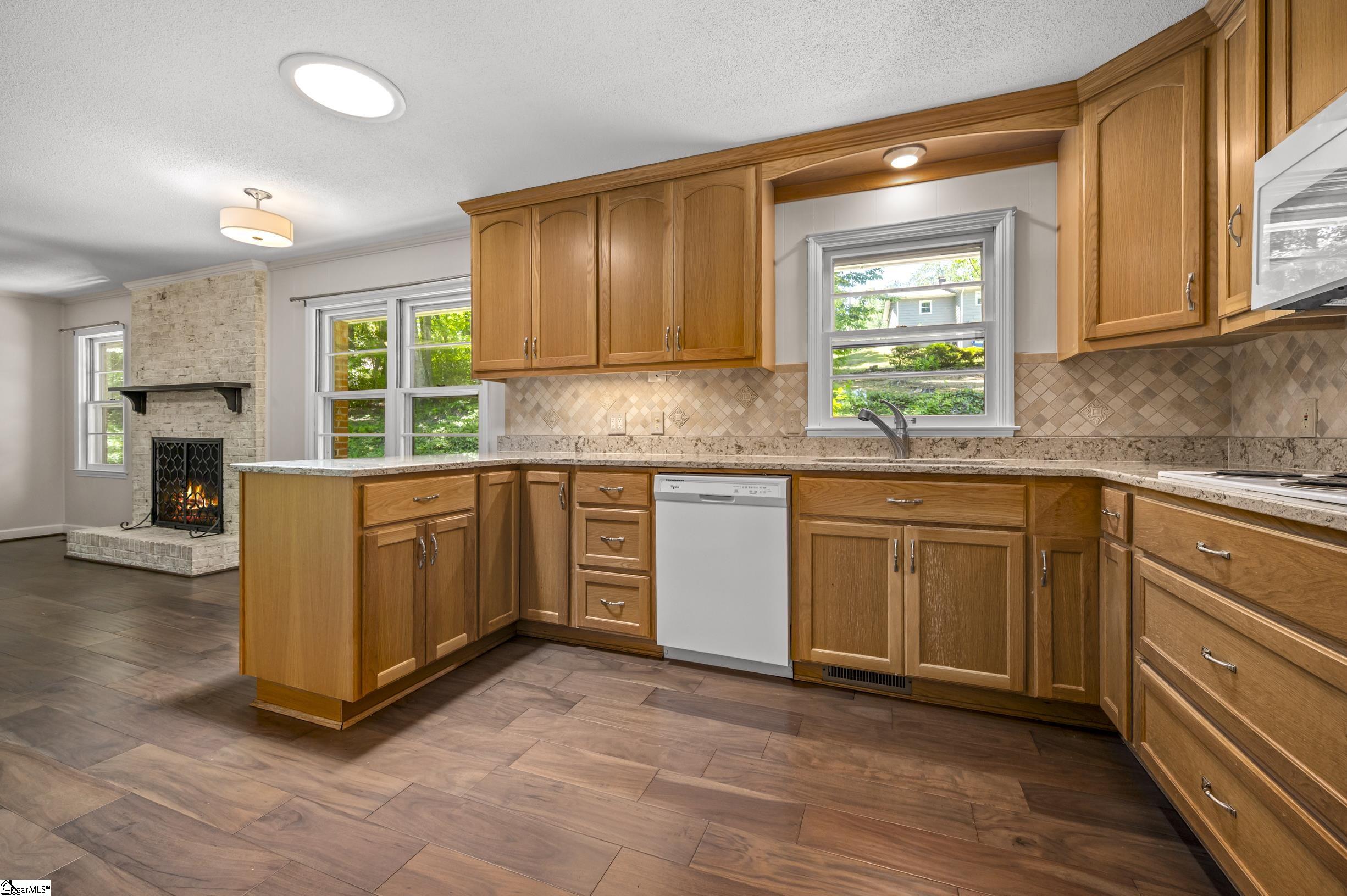 GGAR Image 6 - bk41592053