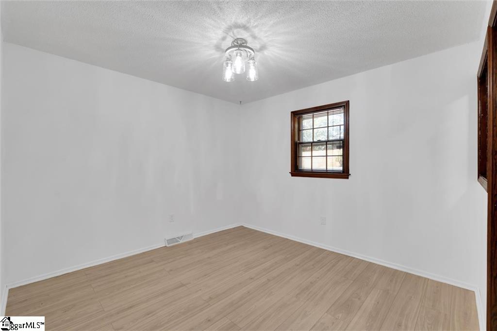 GGAR Image 13 - bk41592055