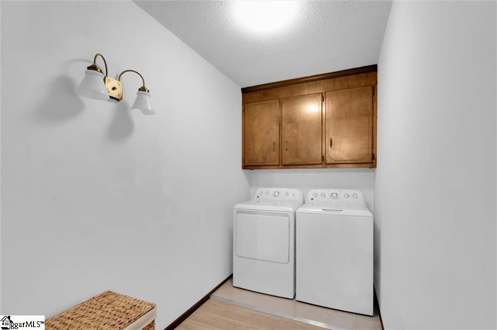 GGAR Image 23 - bk41592055