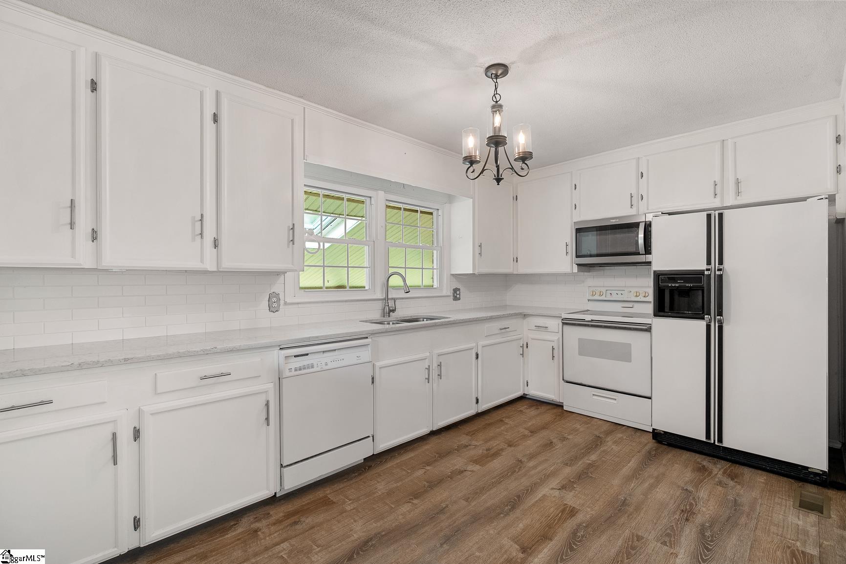 GGAR Image 11 - bk41592056