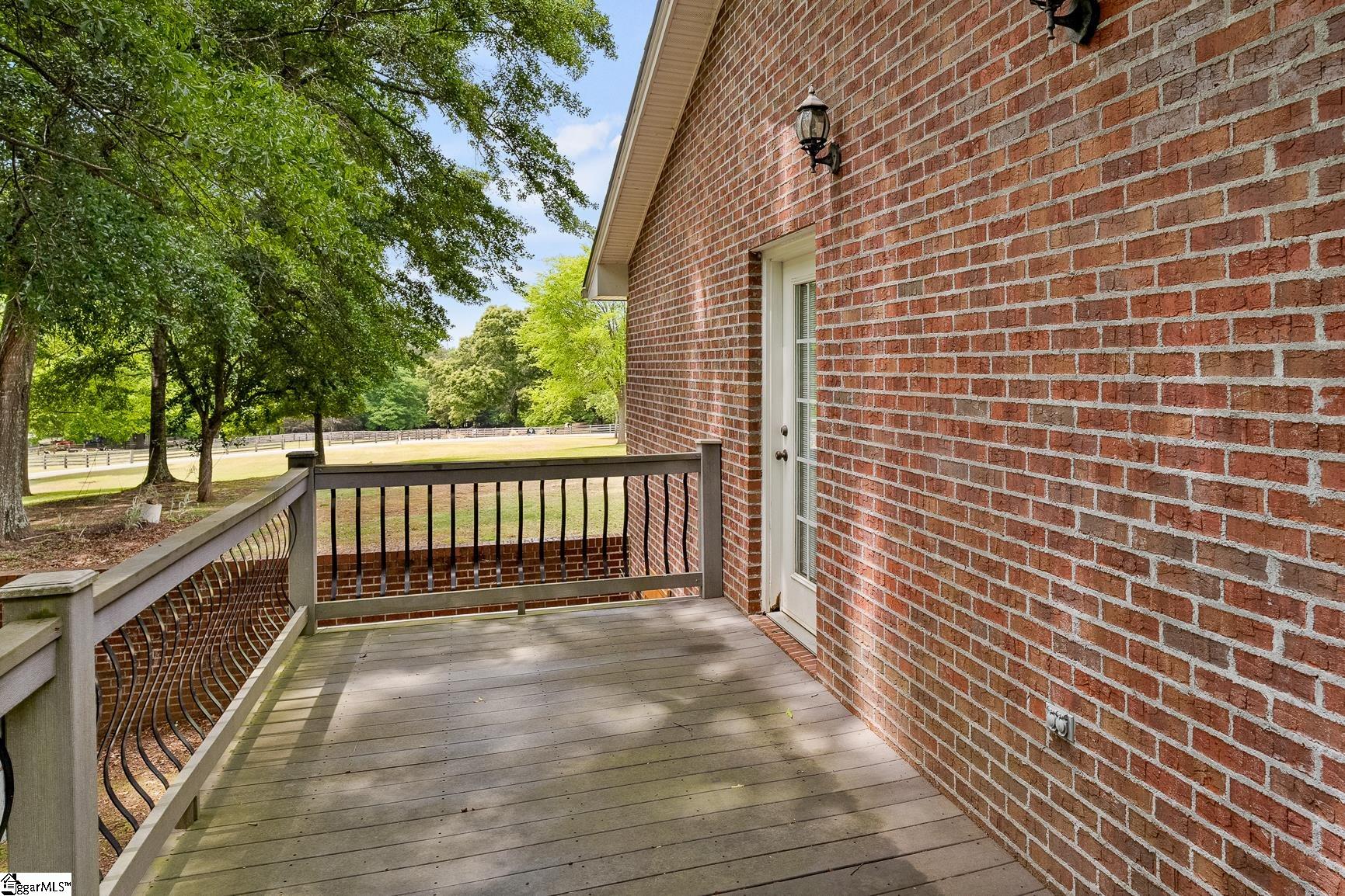 GGAR Image 41 - bk41592056
