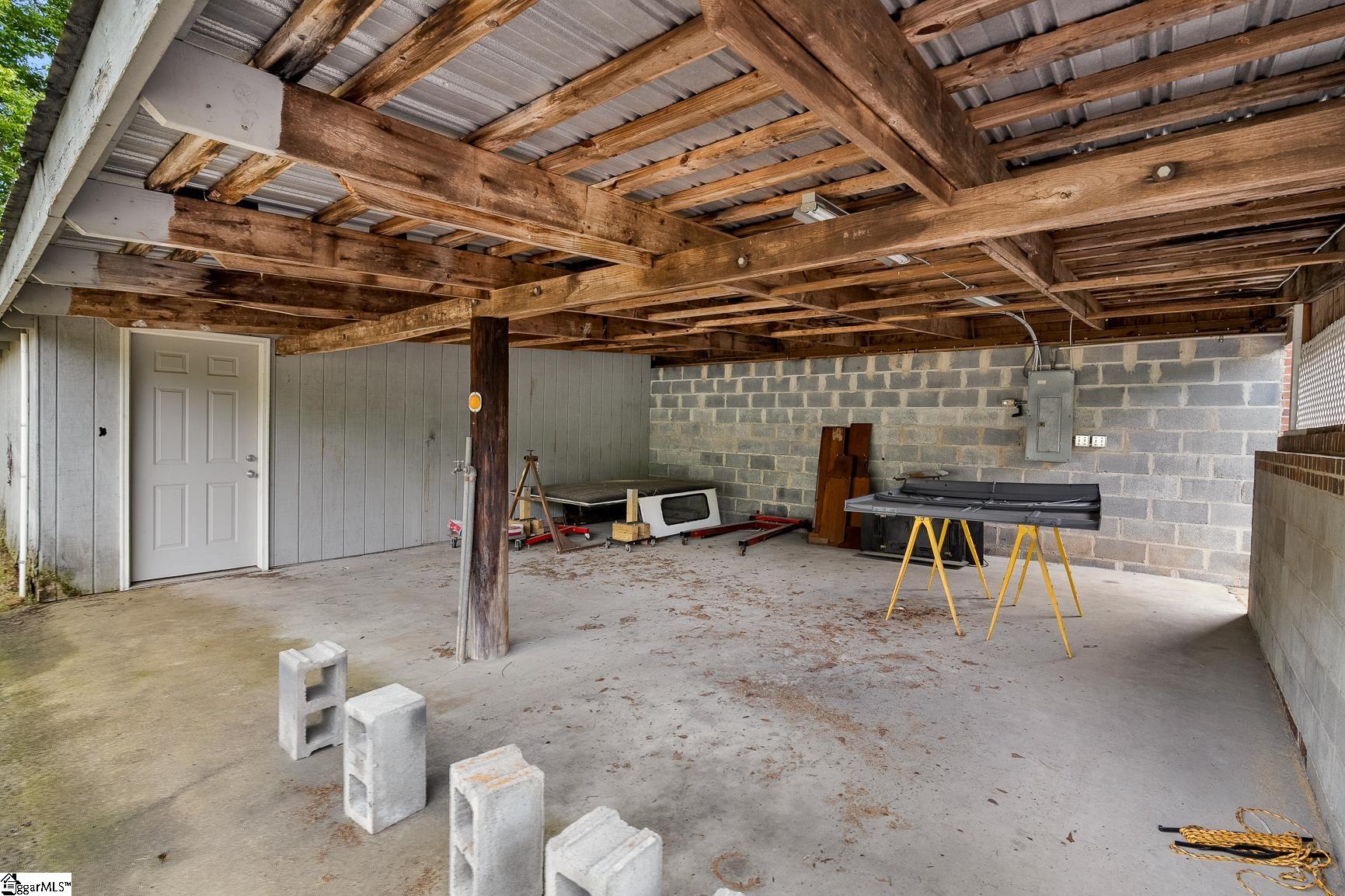 GGAR Image 46 - bk41592056