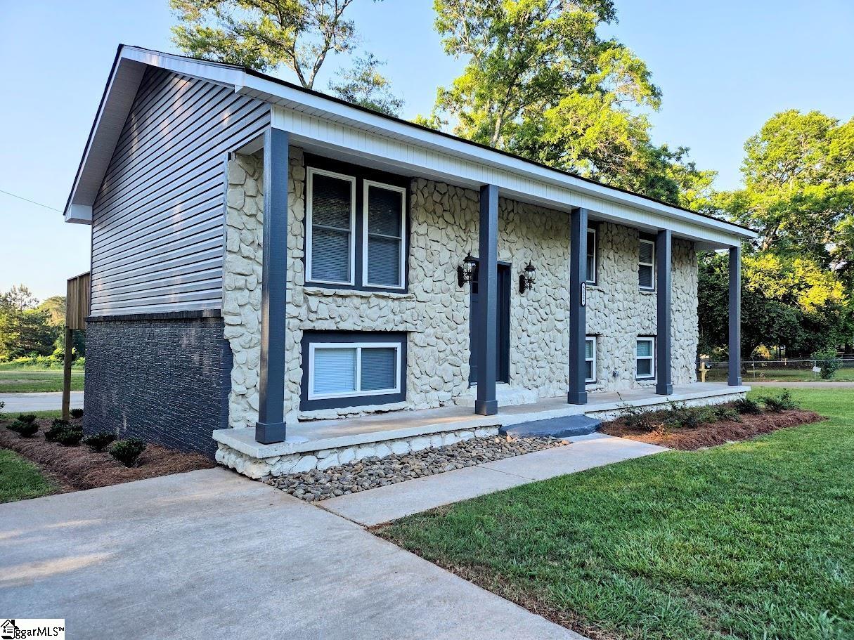 3625 Dobbins Bridge Road Anderson, SC 29626